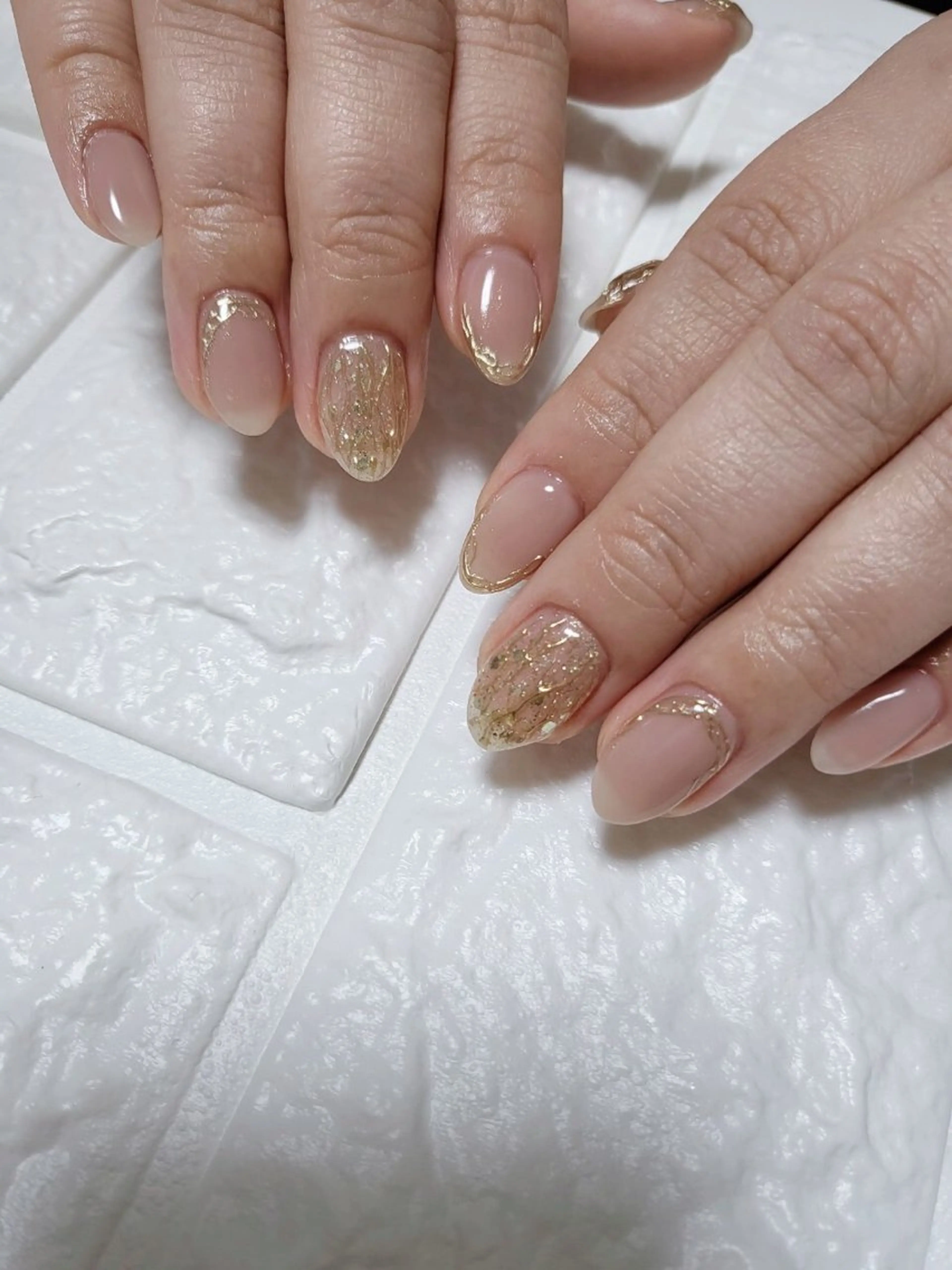 ネイル ハンドネイル エリーザ ベルのネイルデザイン