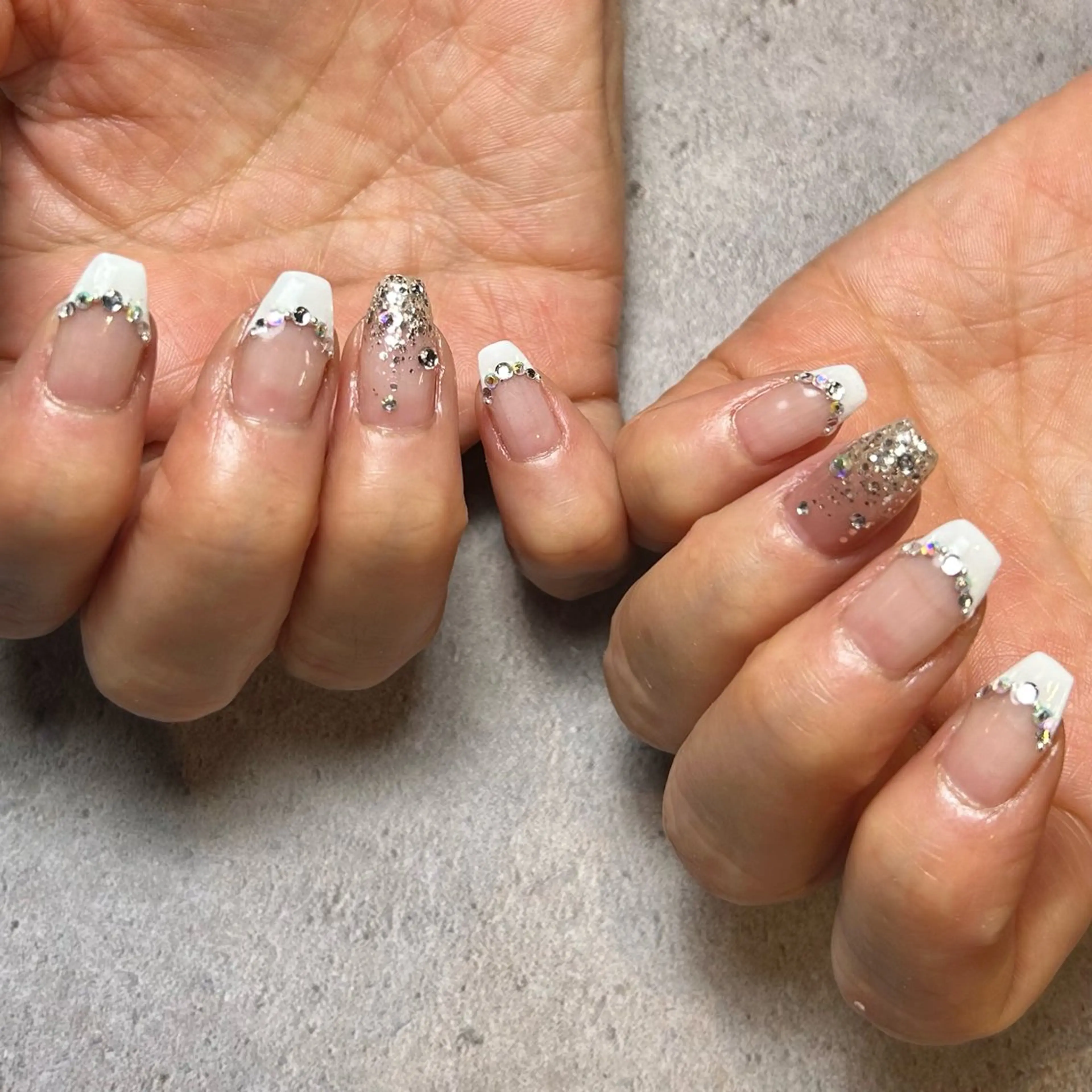 ネイル フレンチネイル キラキラネイル 持ち込み ハンドネイル Reflection marikoのネイルデザイン
