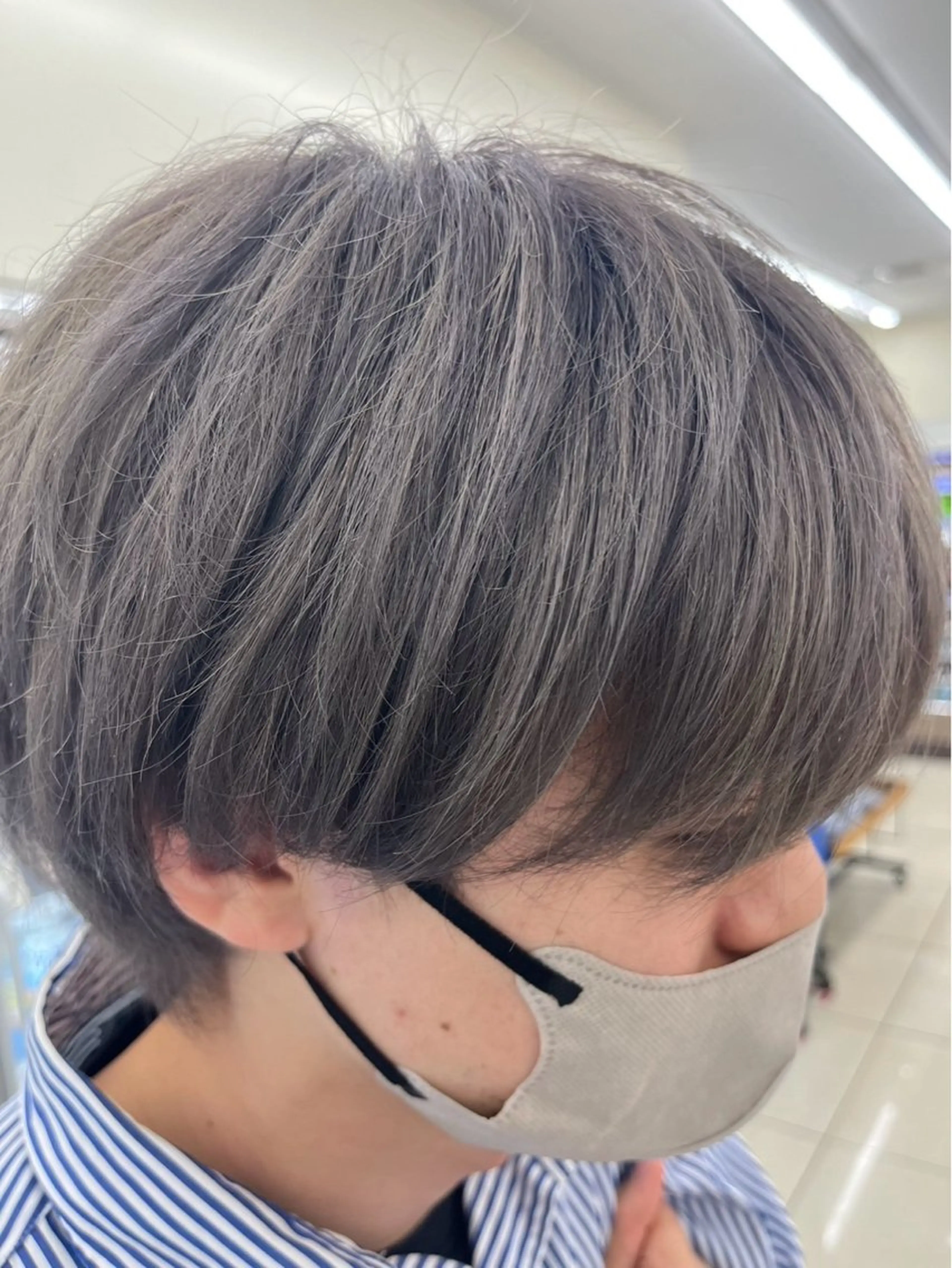 カラー メンズ ダブルカラー シルバー カット ヘアカラー ルピナス中田店長 山口大地のヘアスタイル
