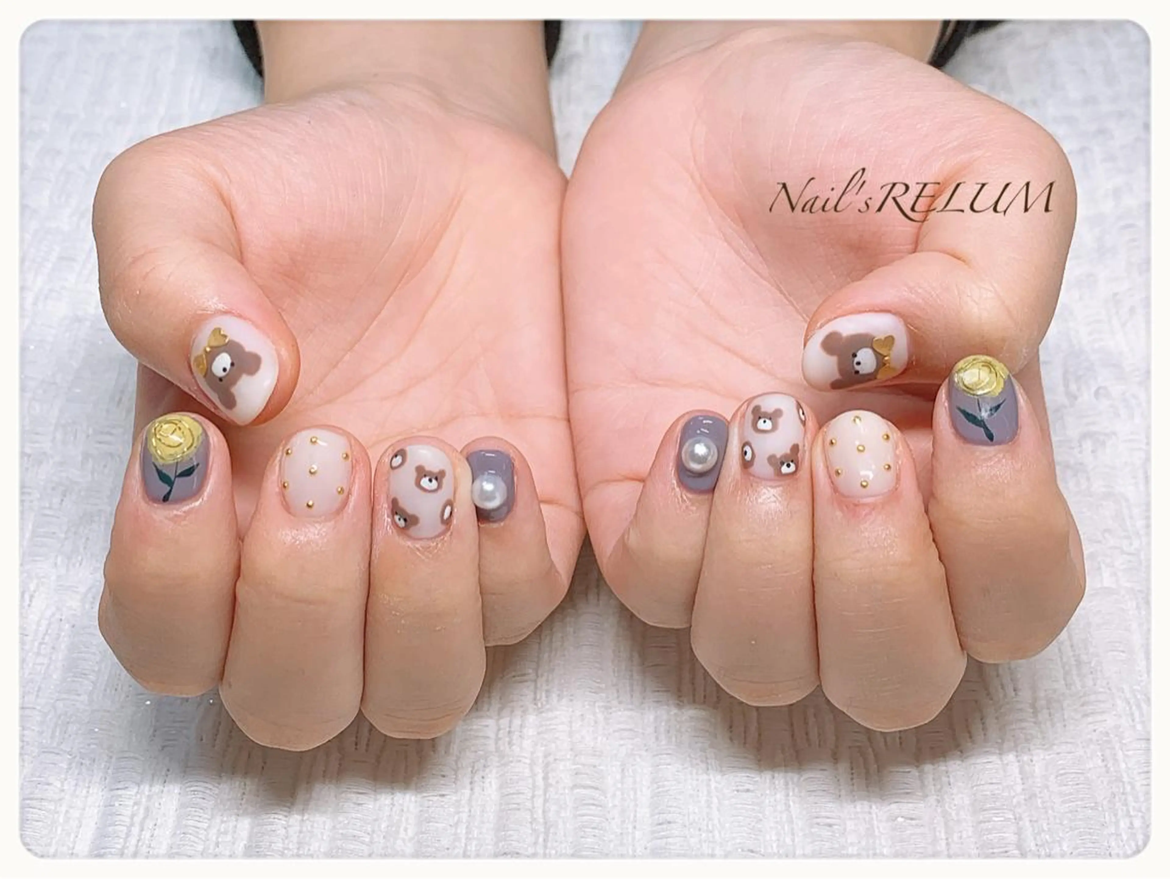 ネイル THECOLORS所属・近貞 莉奈のネイルデザイン