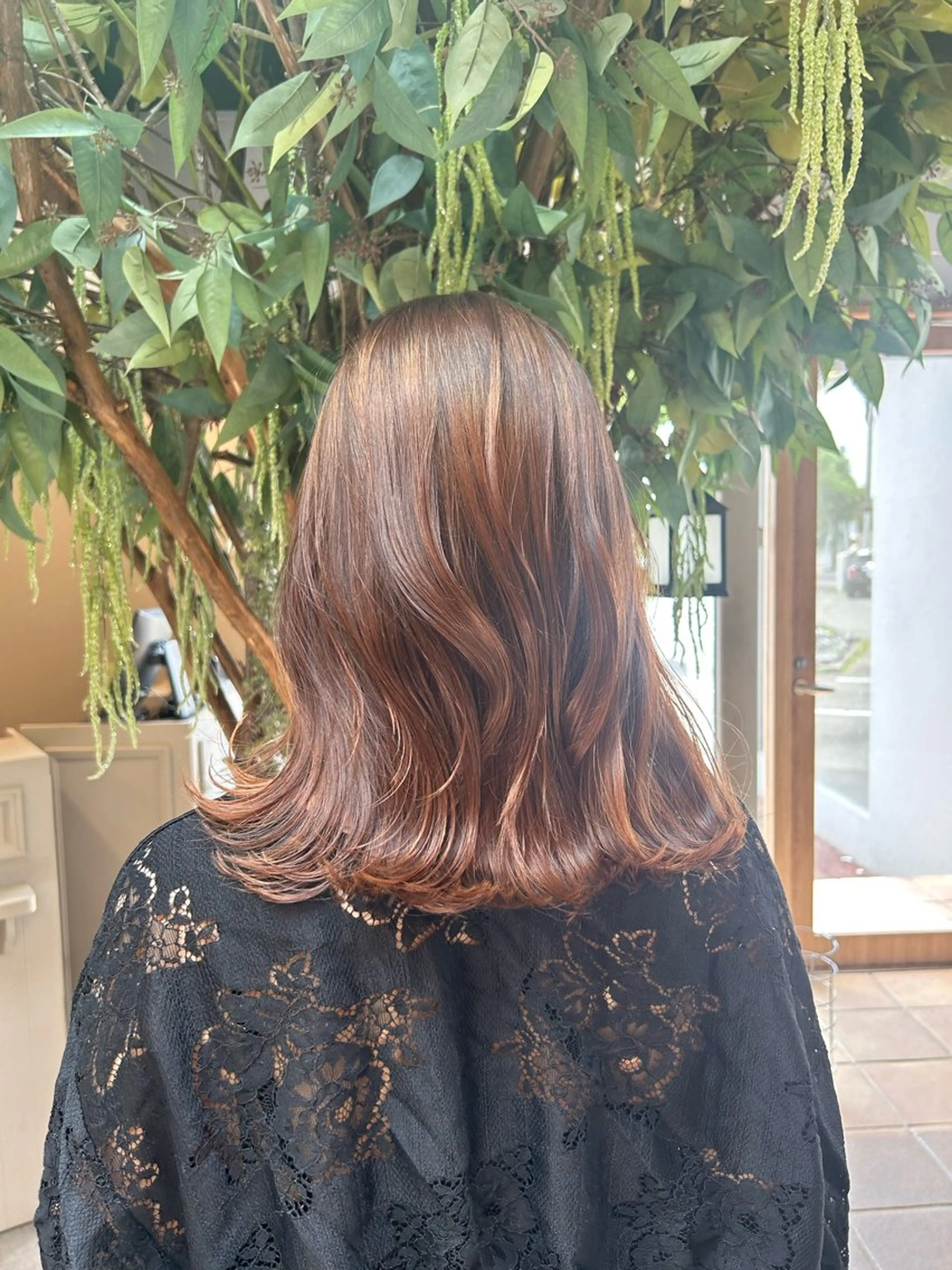 ミディアム 久保 璃々花のヘアスタイル