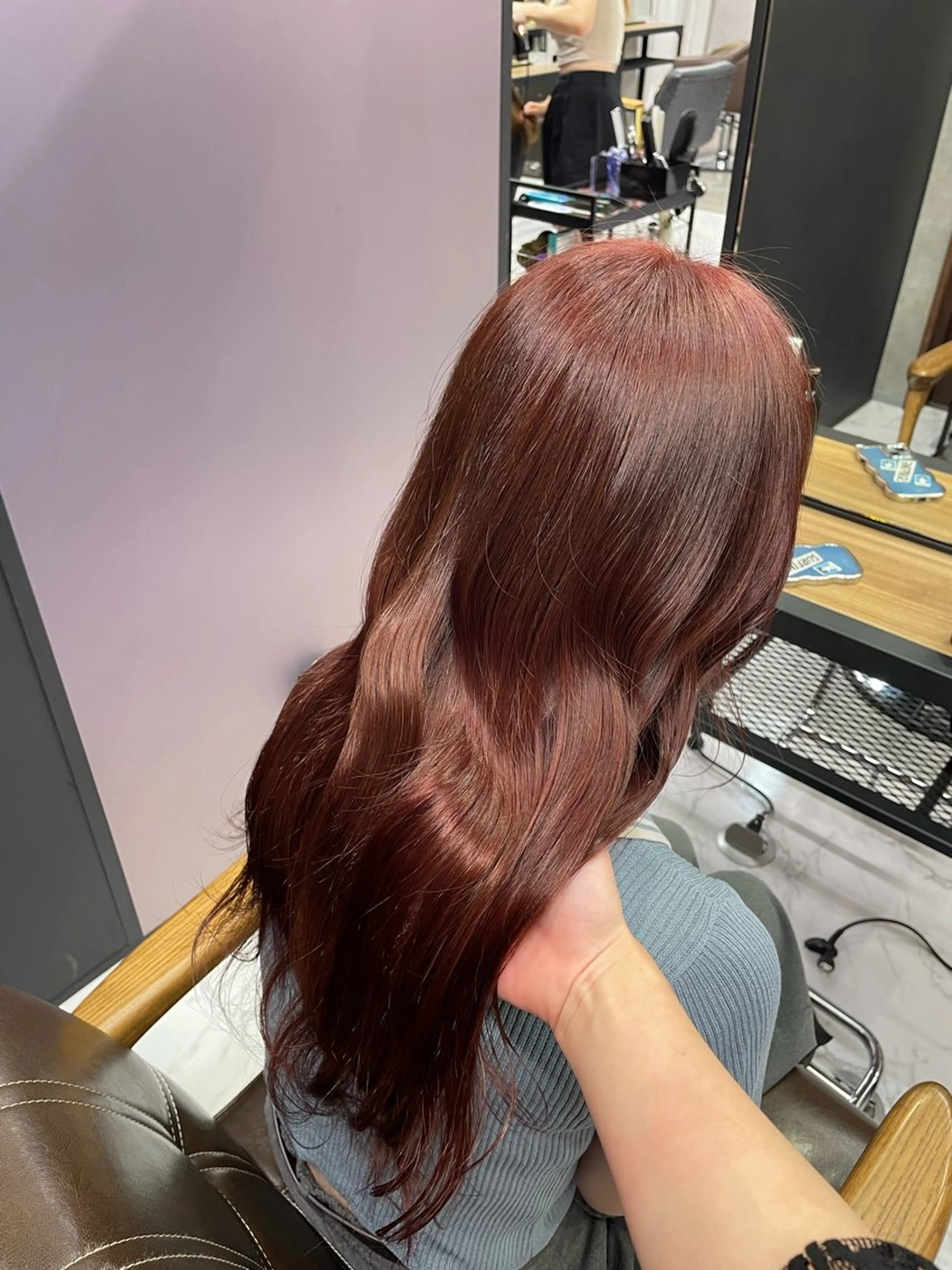 ロング カラー RAF Sakuraのヘアスタイル