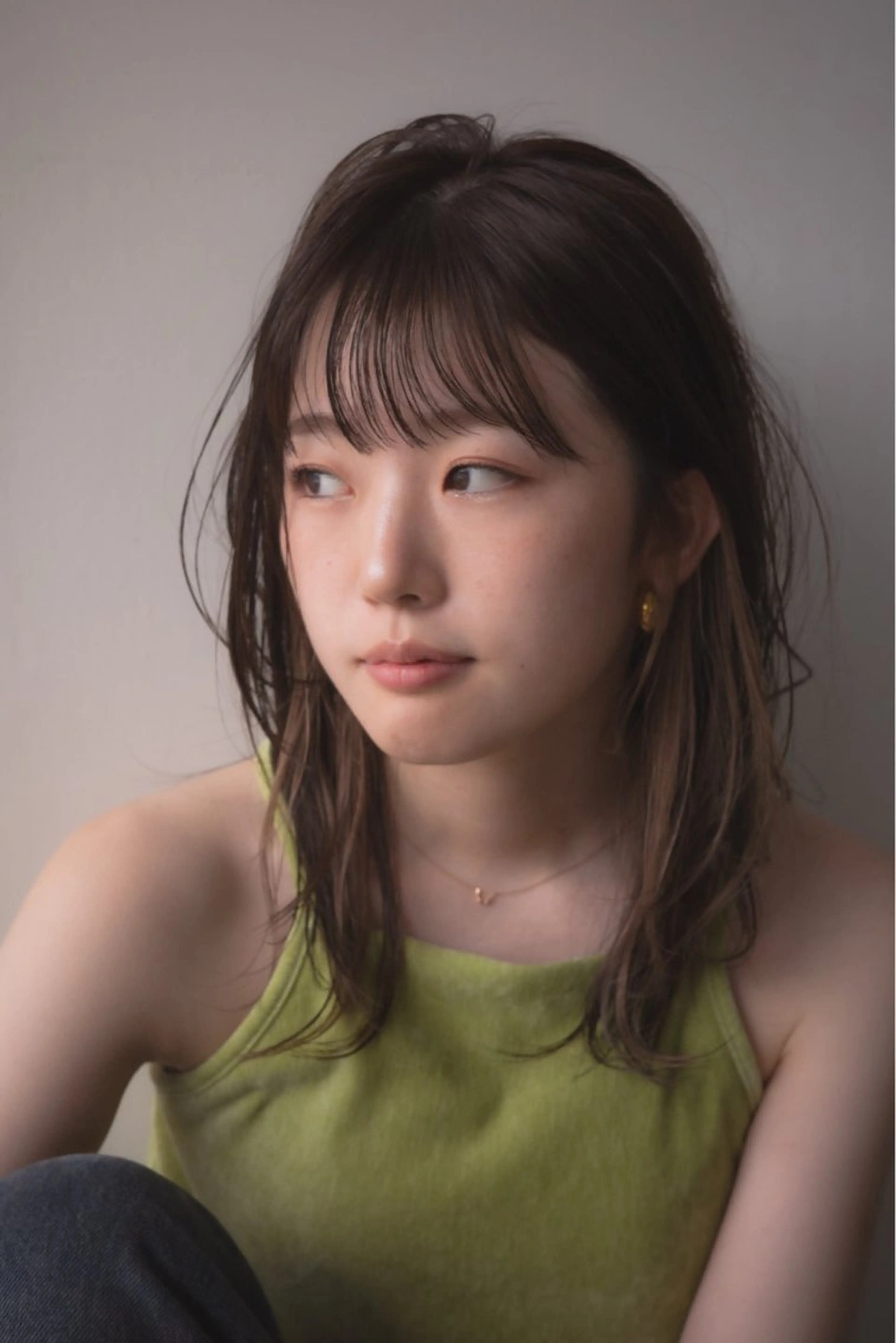 ミディアム カラー ベージュカラー インナーカラー カット ヘアカラー plus HAIR いずみのヘアスタイル