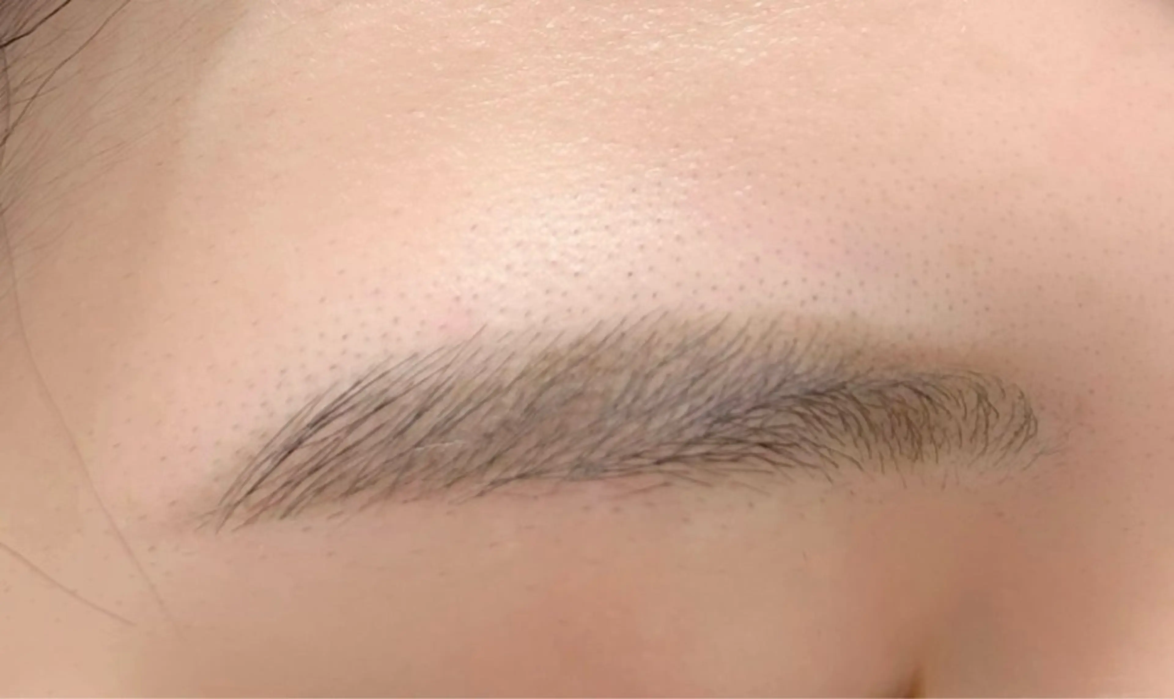 アイブロウ 志村 Fのマツエク・マツパデザイン