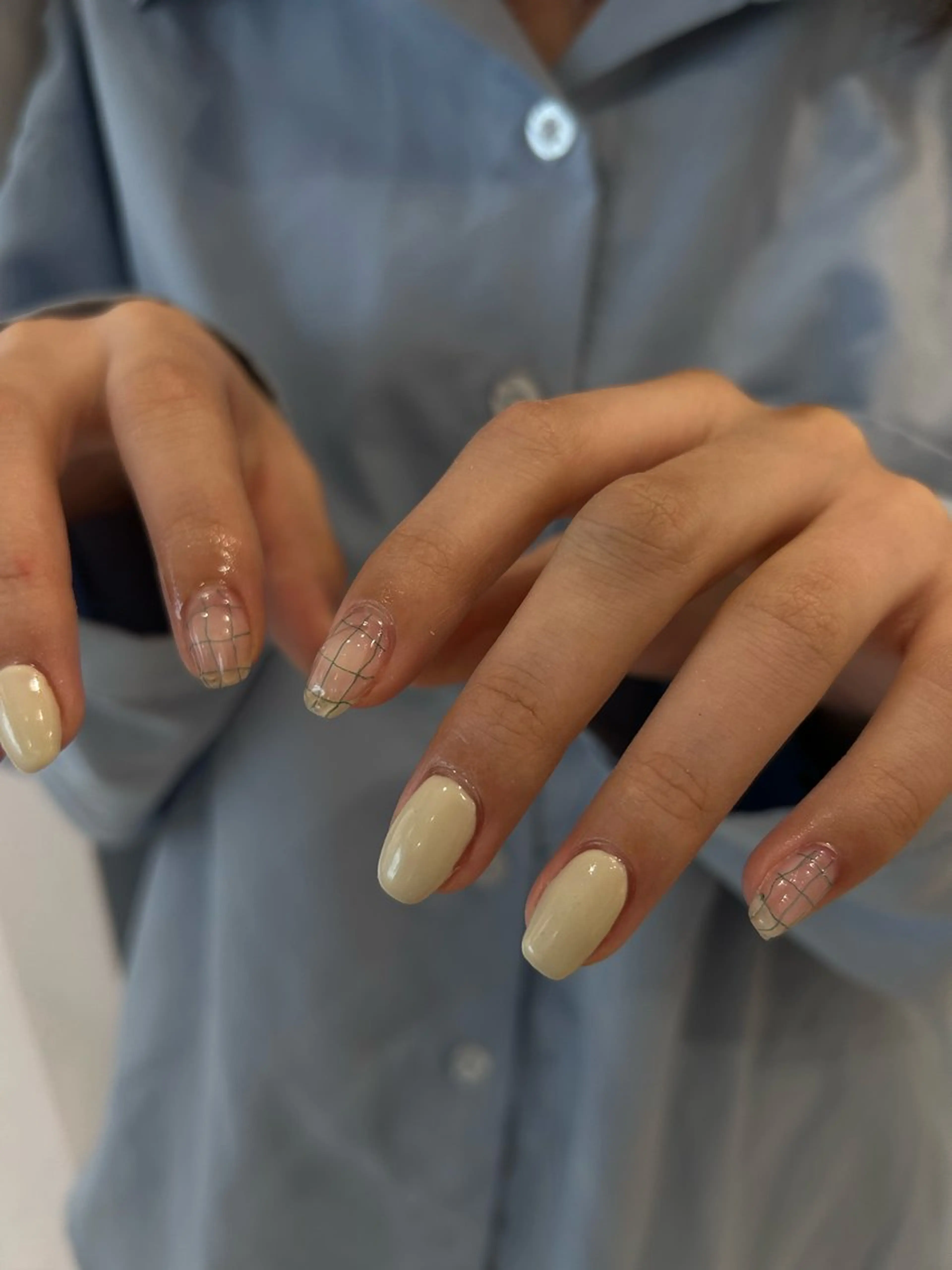 ネイル DEEokazaki momonaのネイルデザイン