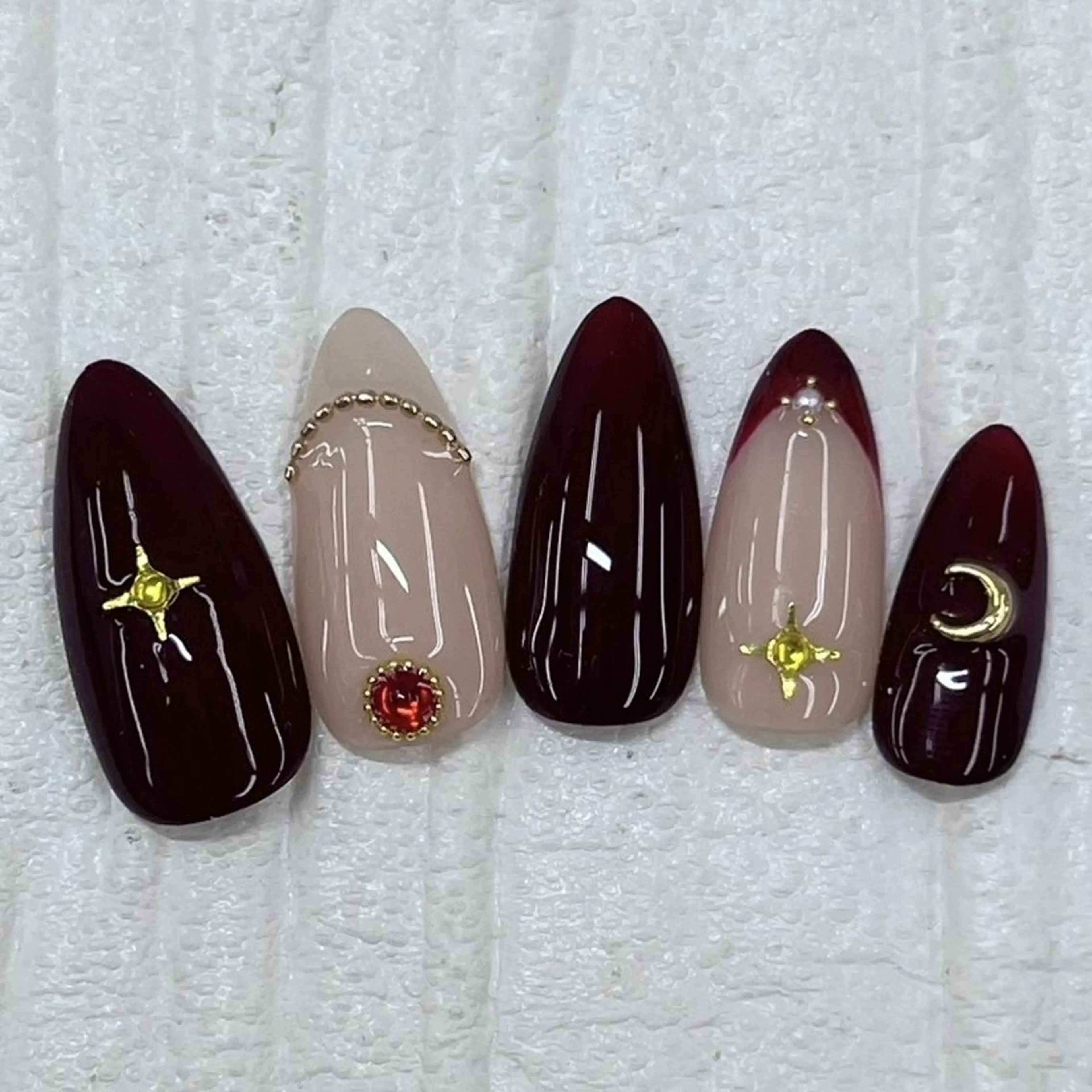ネイル Nail salon Honey Beeのネイルデザイン