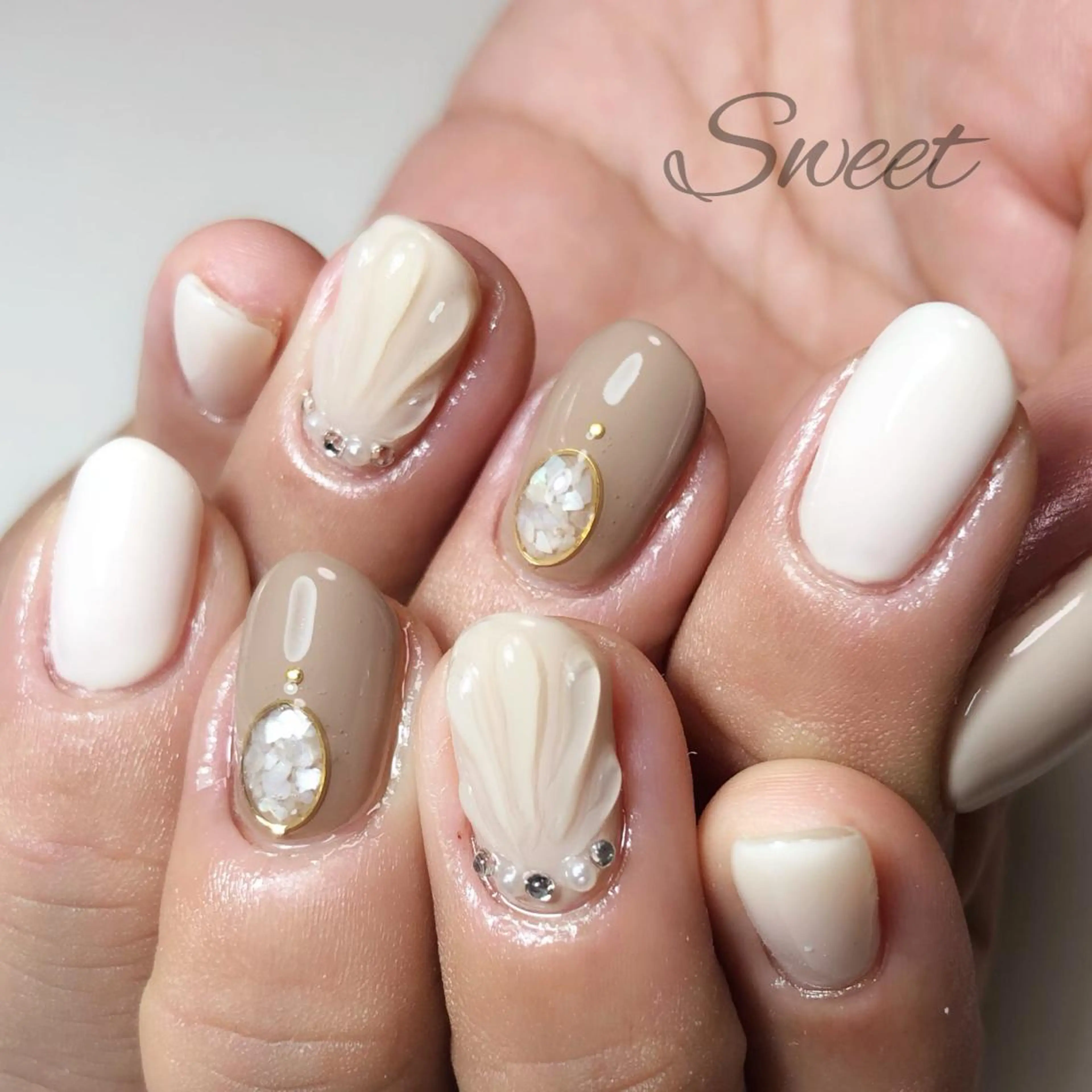 ネイル sweet 仲野陽子のネイルデザイン