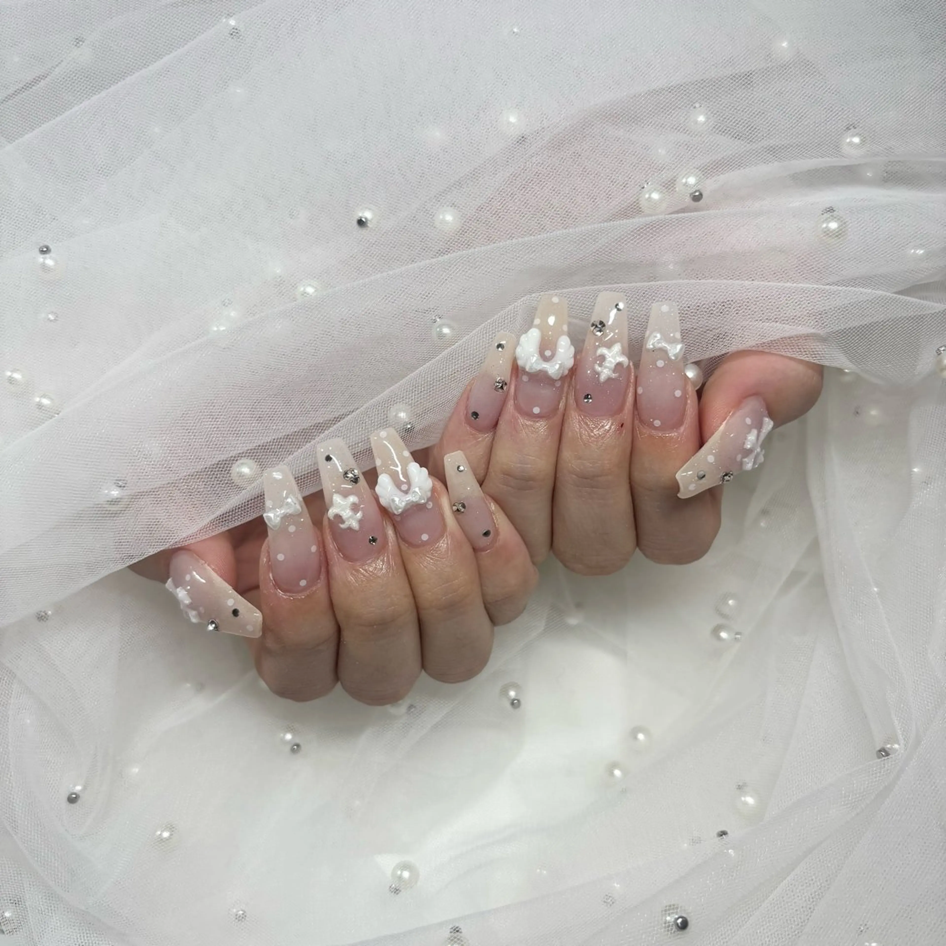 ネイル ハンドネイル ୨୧ mio୨୧のネイルデザイン