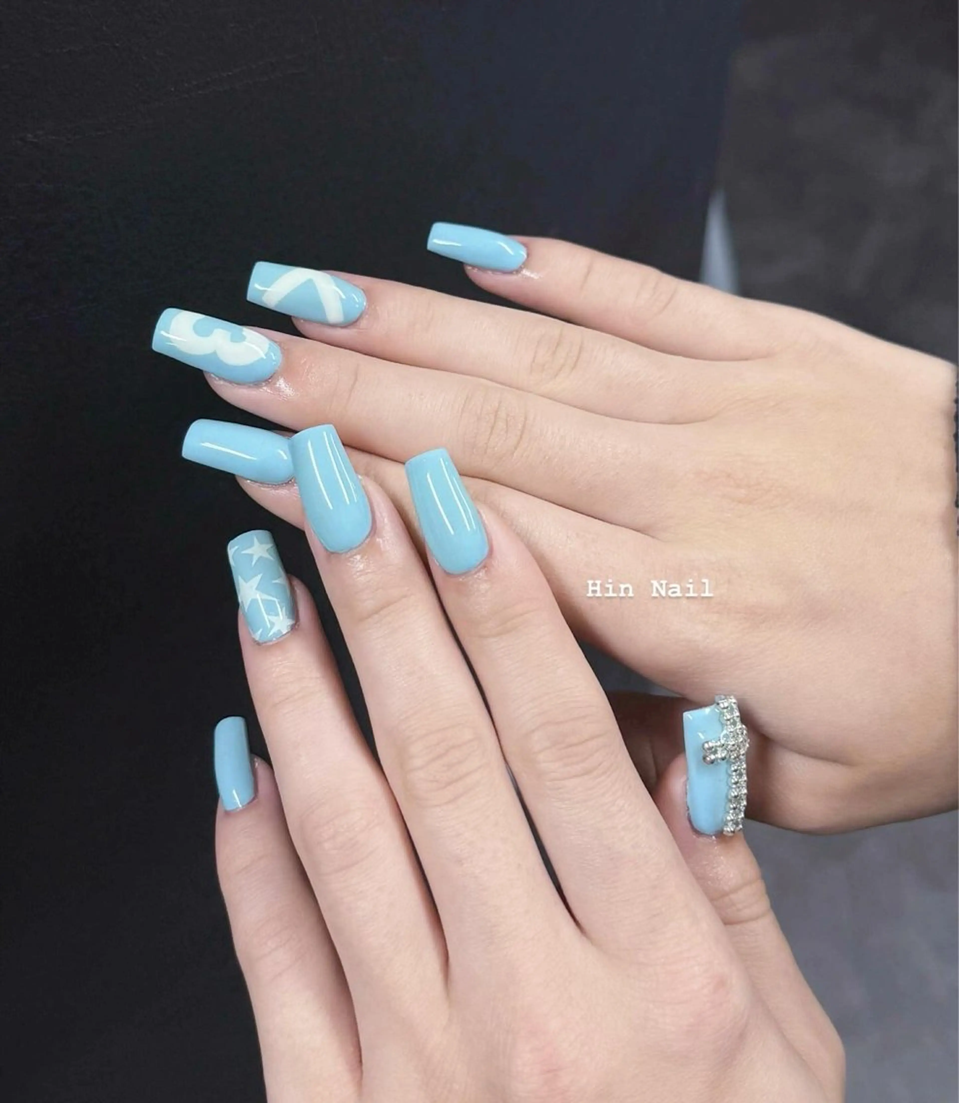 ネイル ハンドネイル HIN NAILのネイルデザイン