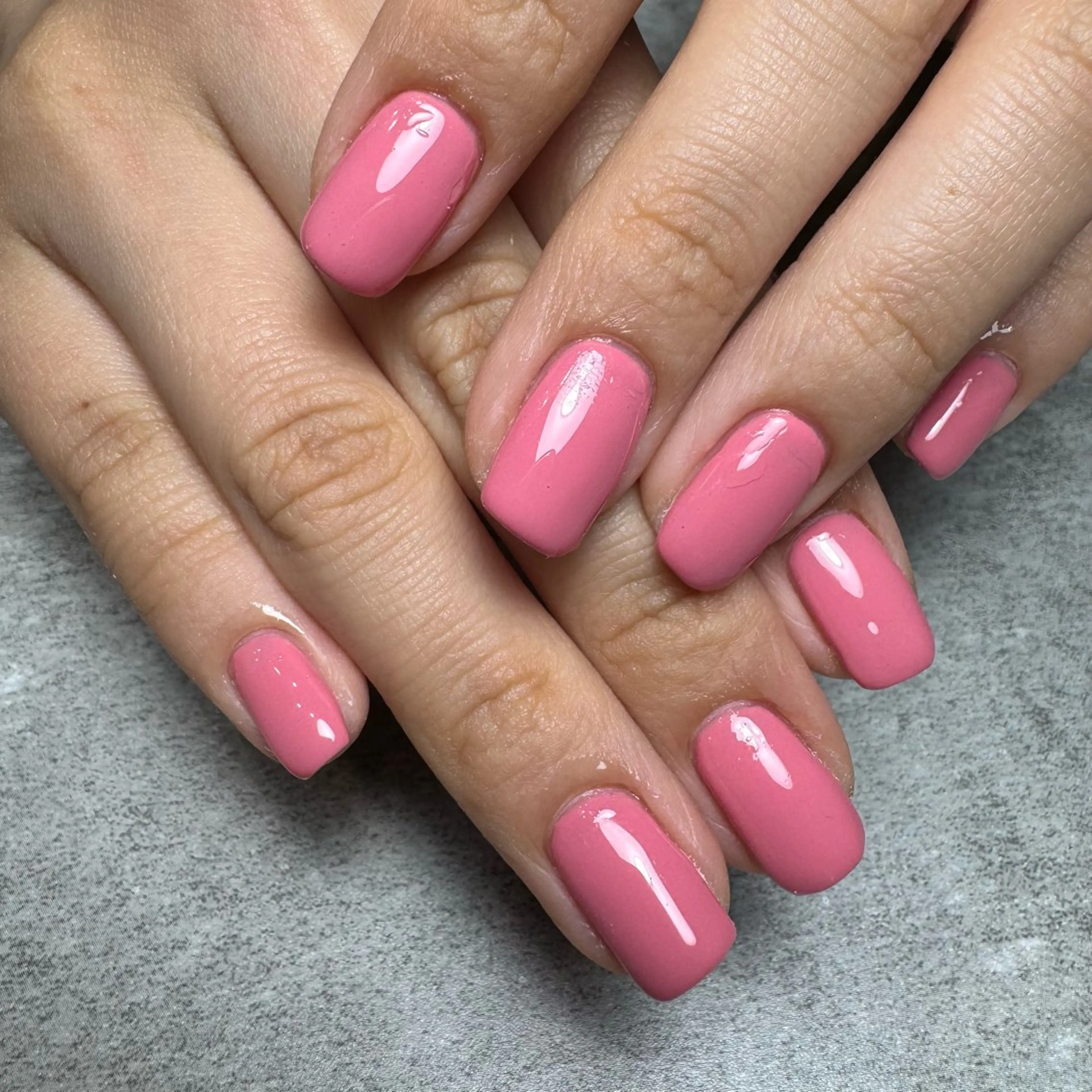 ネイル ワンカラーネイル ピンク MATATABI. kumiのネイルデザイン