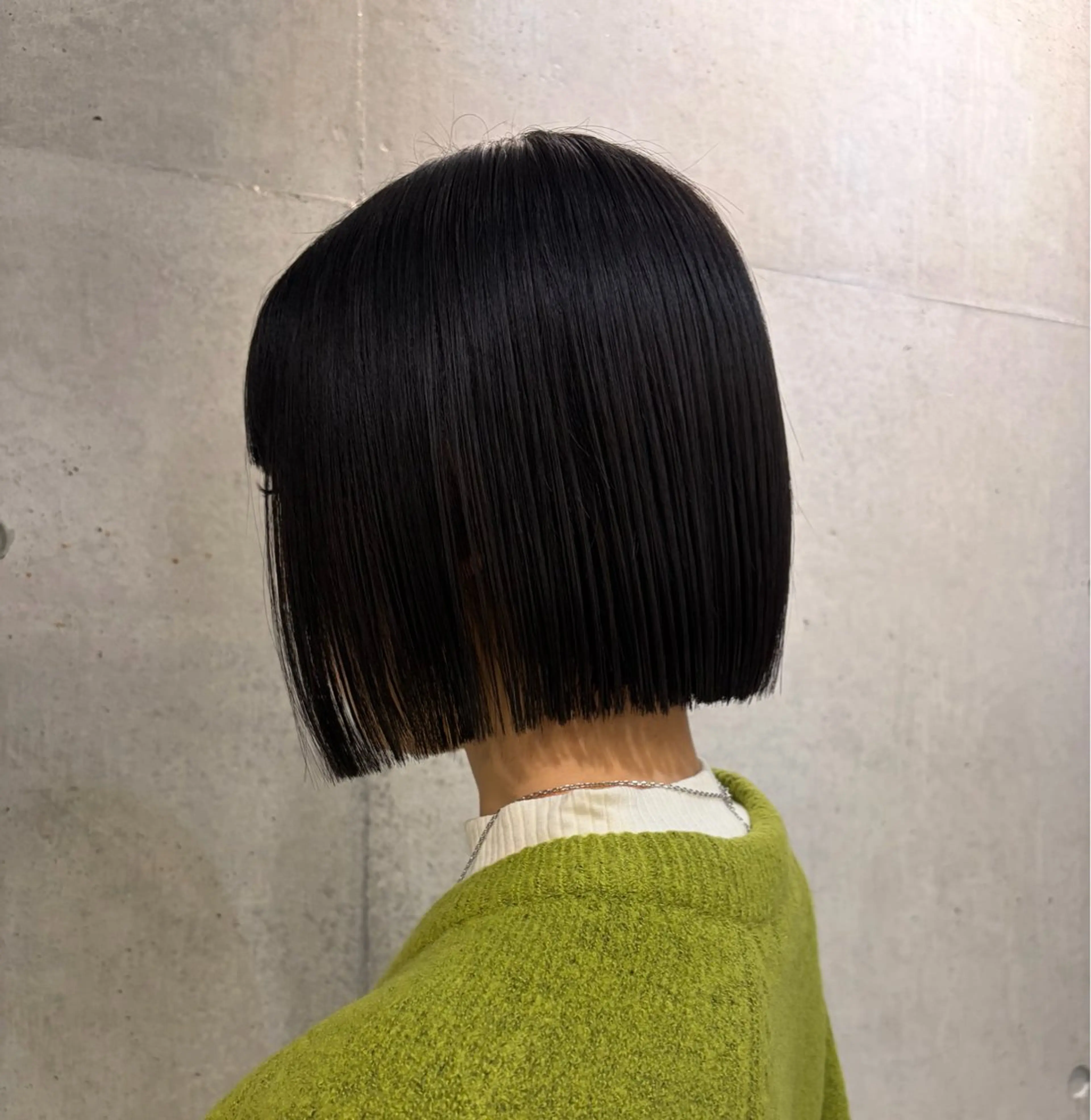 ショート カラー ヘアアレンジ ボブ艶モテカラー🫧 カリンのヘアスタイル