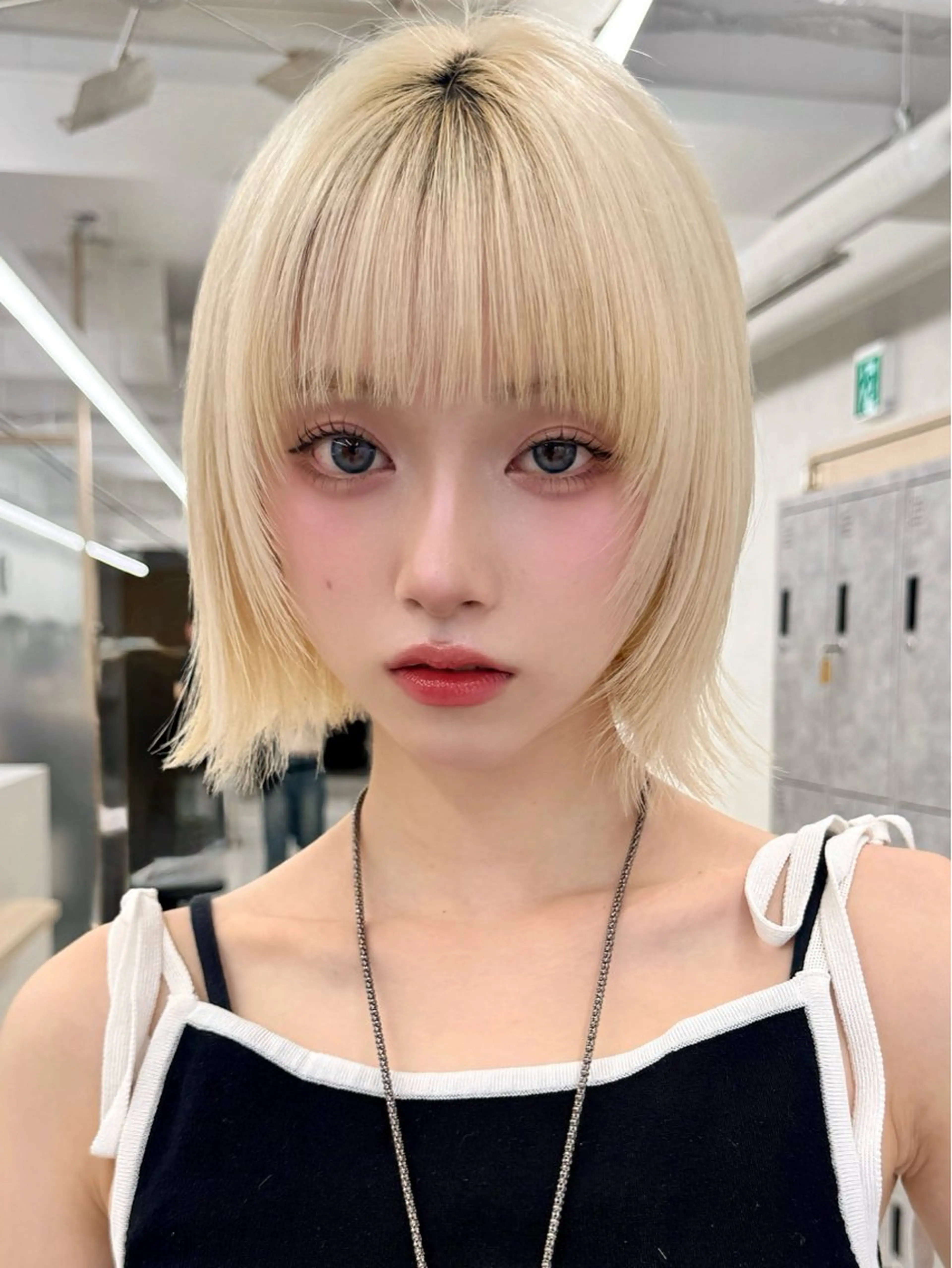 ショート 韓国風ヘア レイヤーカット 小顔カット カット トリートメント レイヤー/韓国/ 顔周り/しんやのヘアスタイル