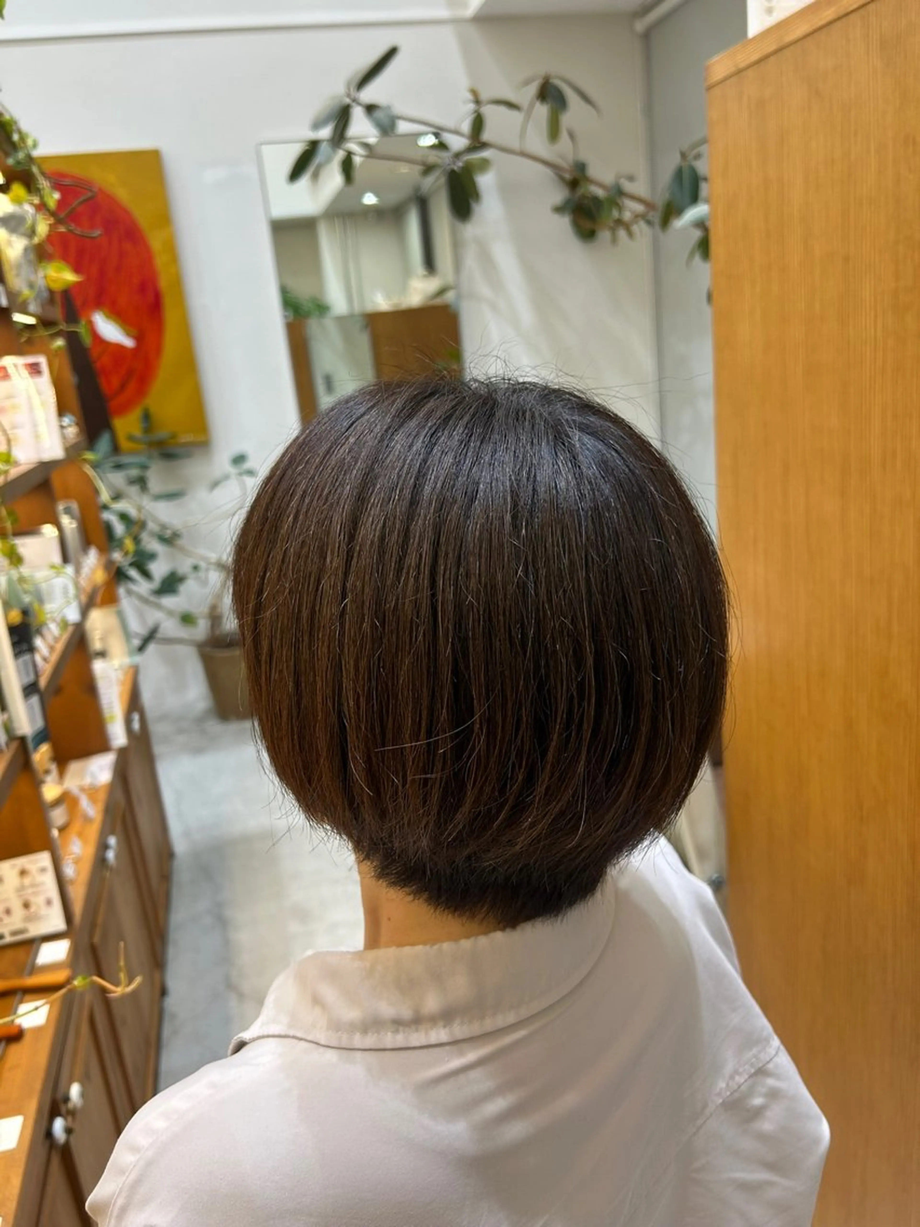 ショート COQOO ORGANIC所属・河野 凛依のヘアスタイル