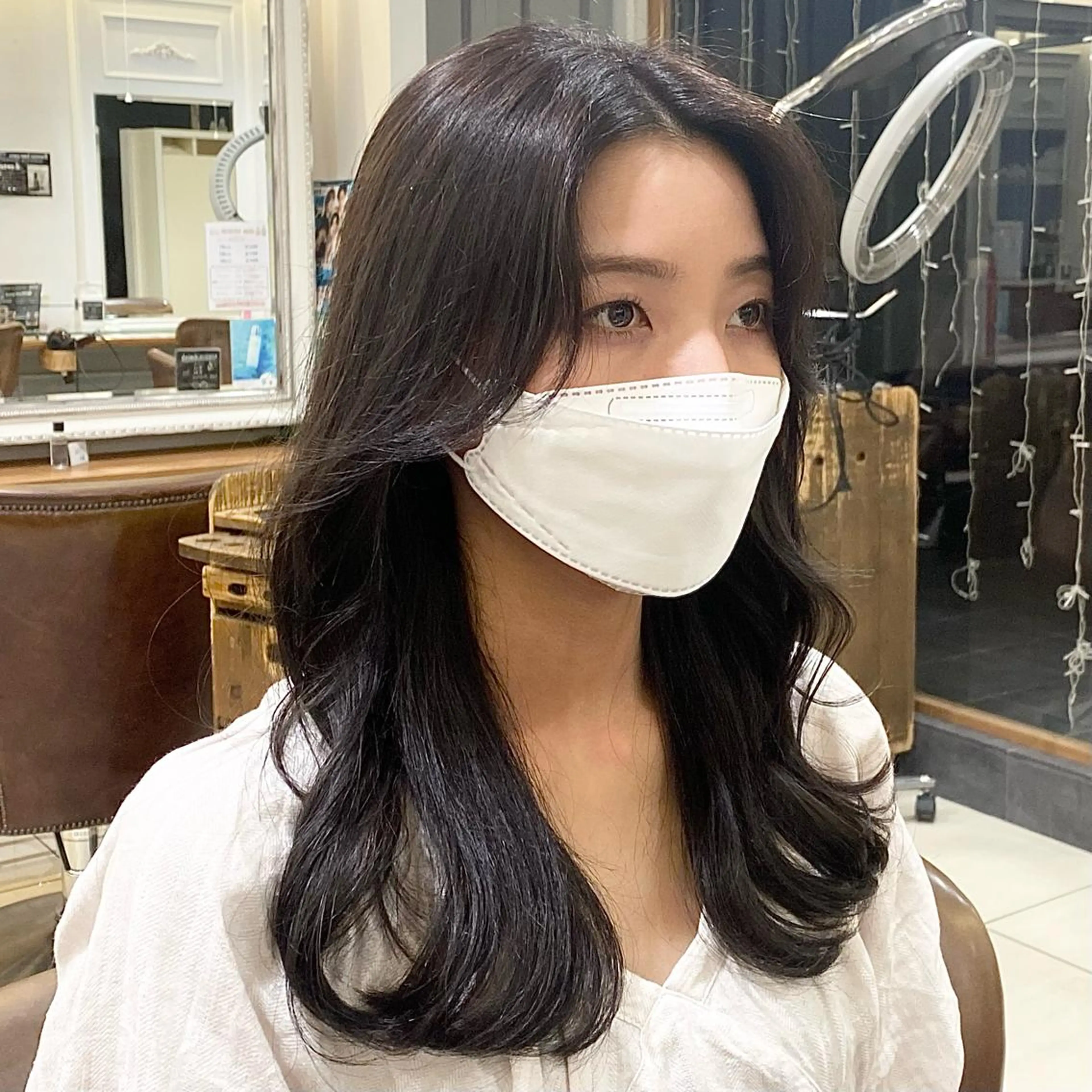 セミロング カラー 透明感カラー くびれヘア エギョモリ ヨシンモリ 韓国風ヘア カット ヘアカラー トリートメント 横浜/レイヤーカット /韓国ヘア/佐藤記正のヘアスタイル