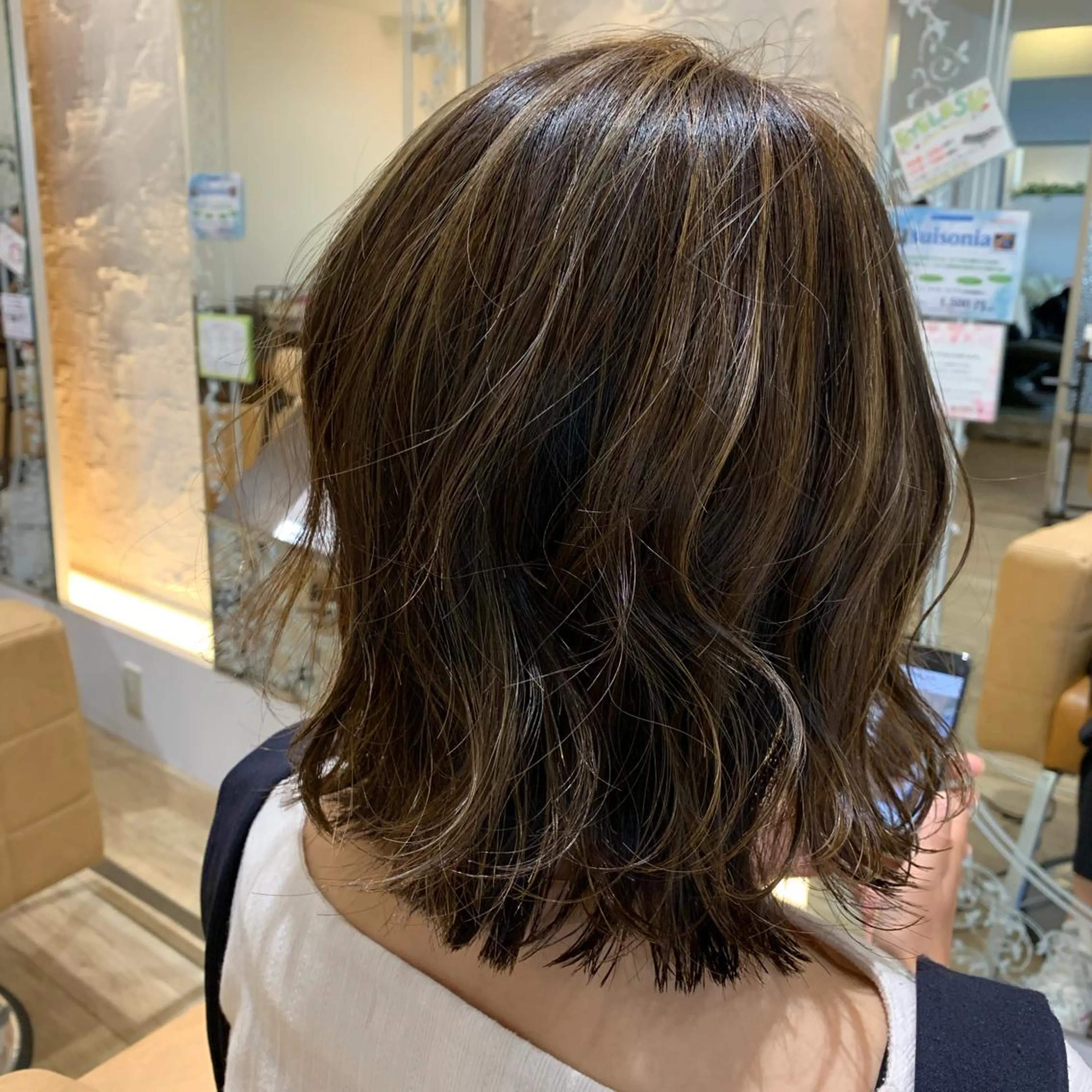 ミディアム カラー ハイライトカラー ハイライト カット ヘアカラー トリートメント Jill franc ＿ ayanoのヘアスタイル