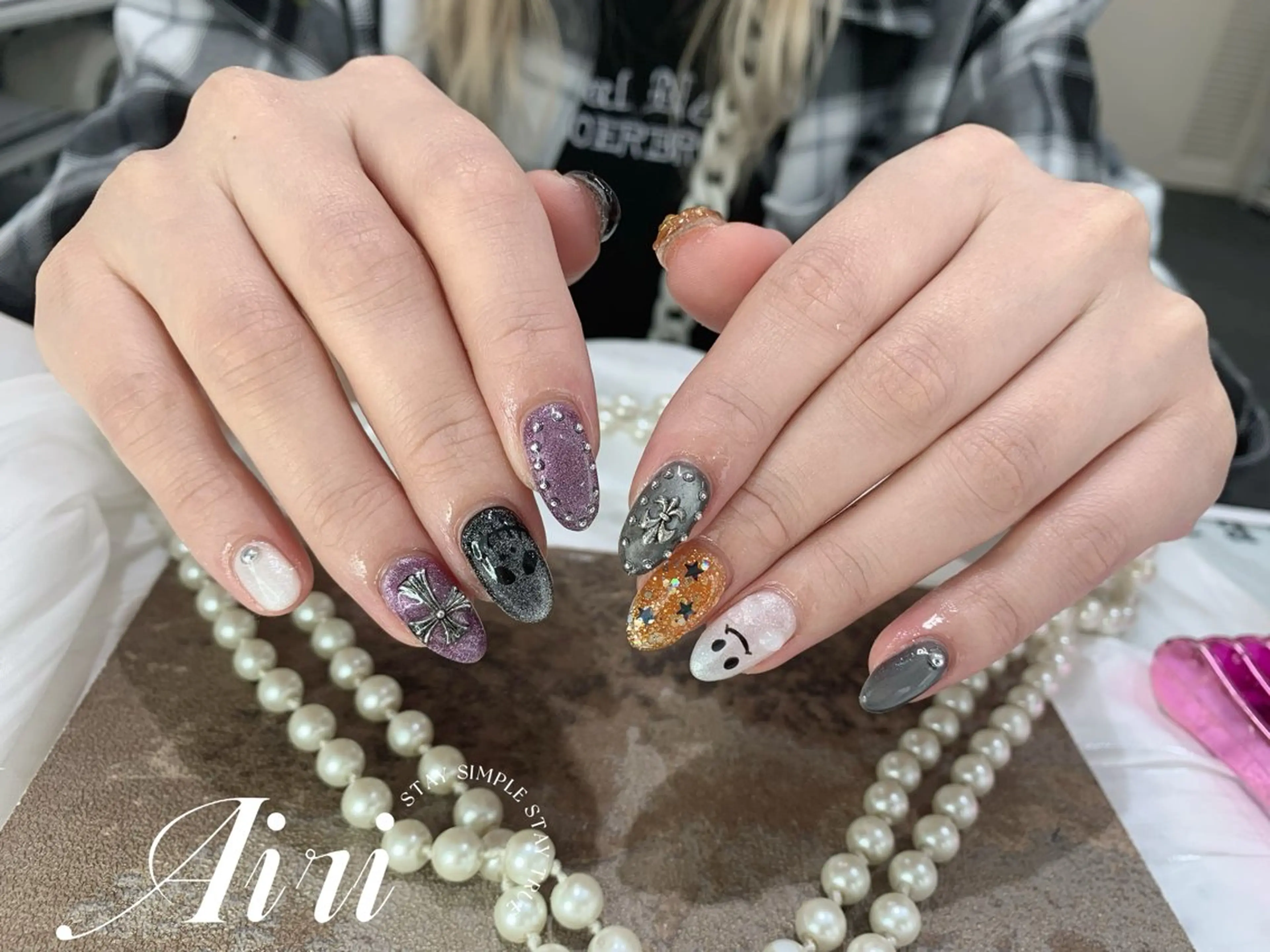 ネイル 桜ネイル フットネイル ジェルネイル ラメ(グリッター) ラメグラデーション ハンドネイル ネイルサロンAiri 長さ出し·シンプルのネイルデザイン