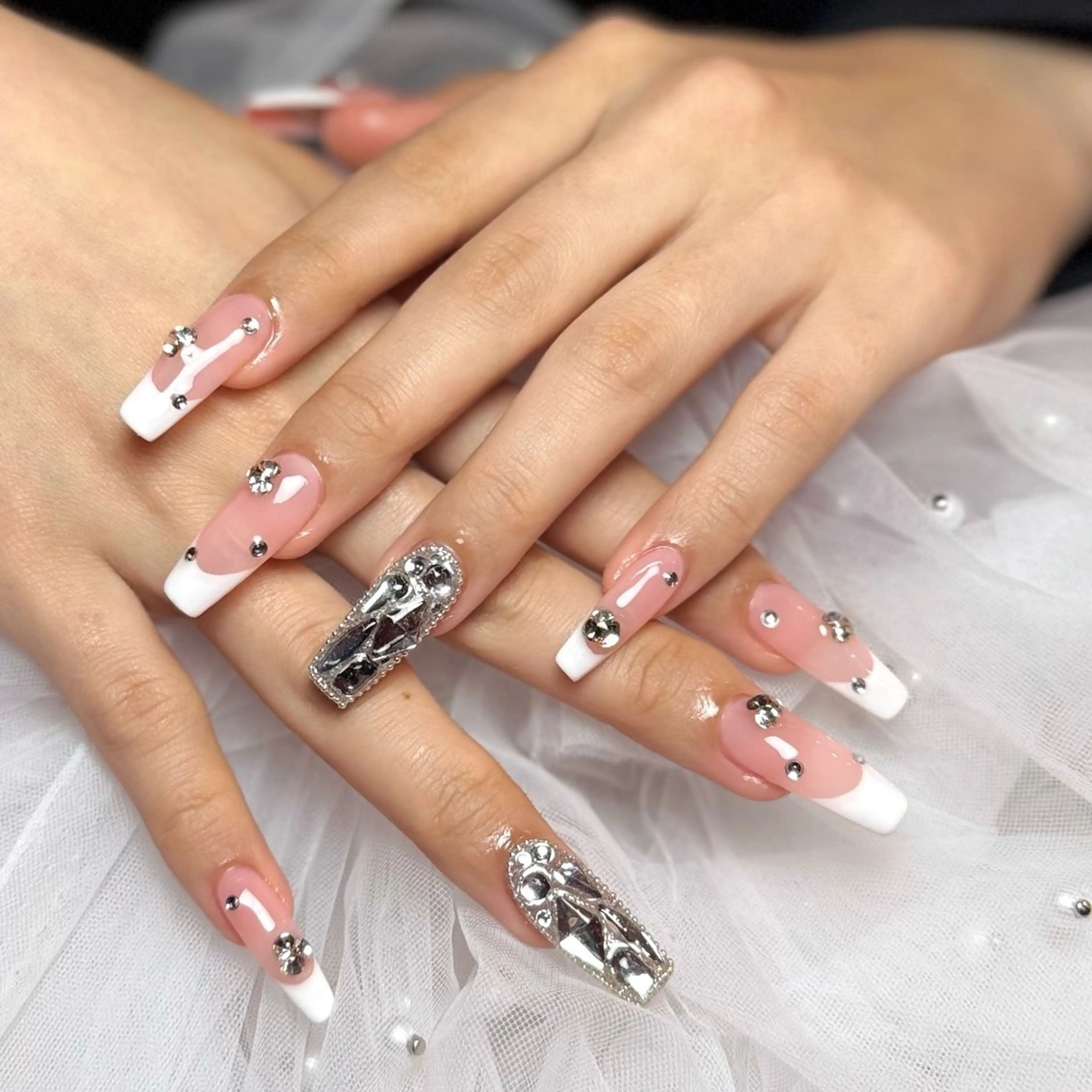 ネイル ハンドネイル PINKY nail所属・ピンキー 池田公園店のネイルデザイン