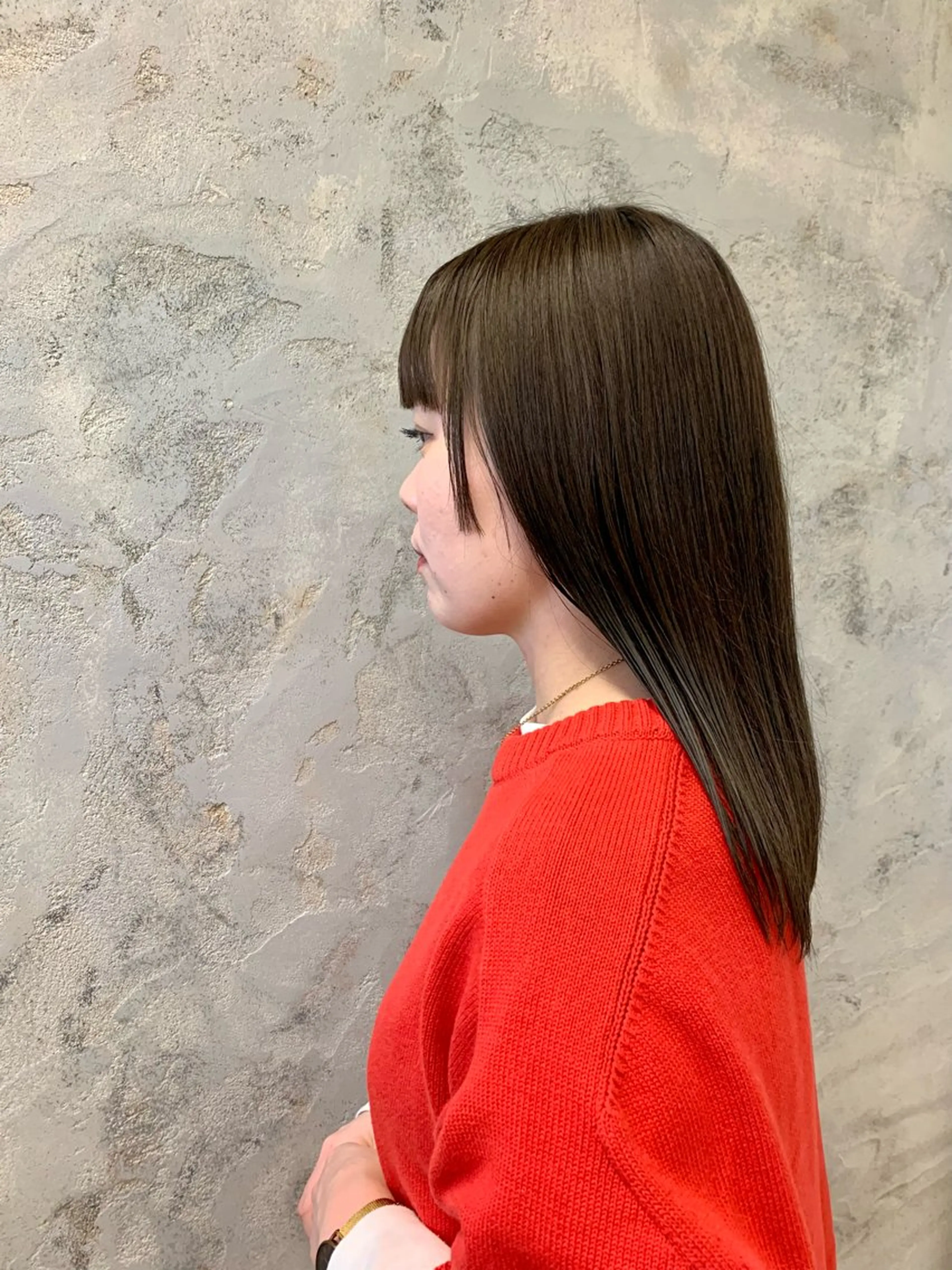 ロング カラー 荒島 由佳のヘアスタイル