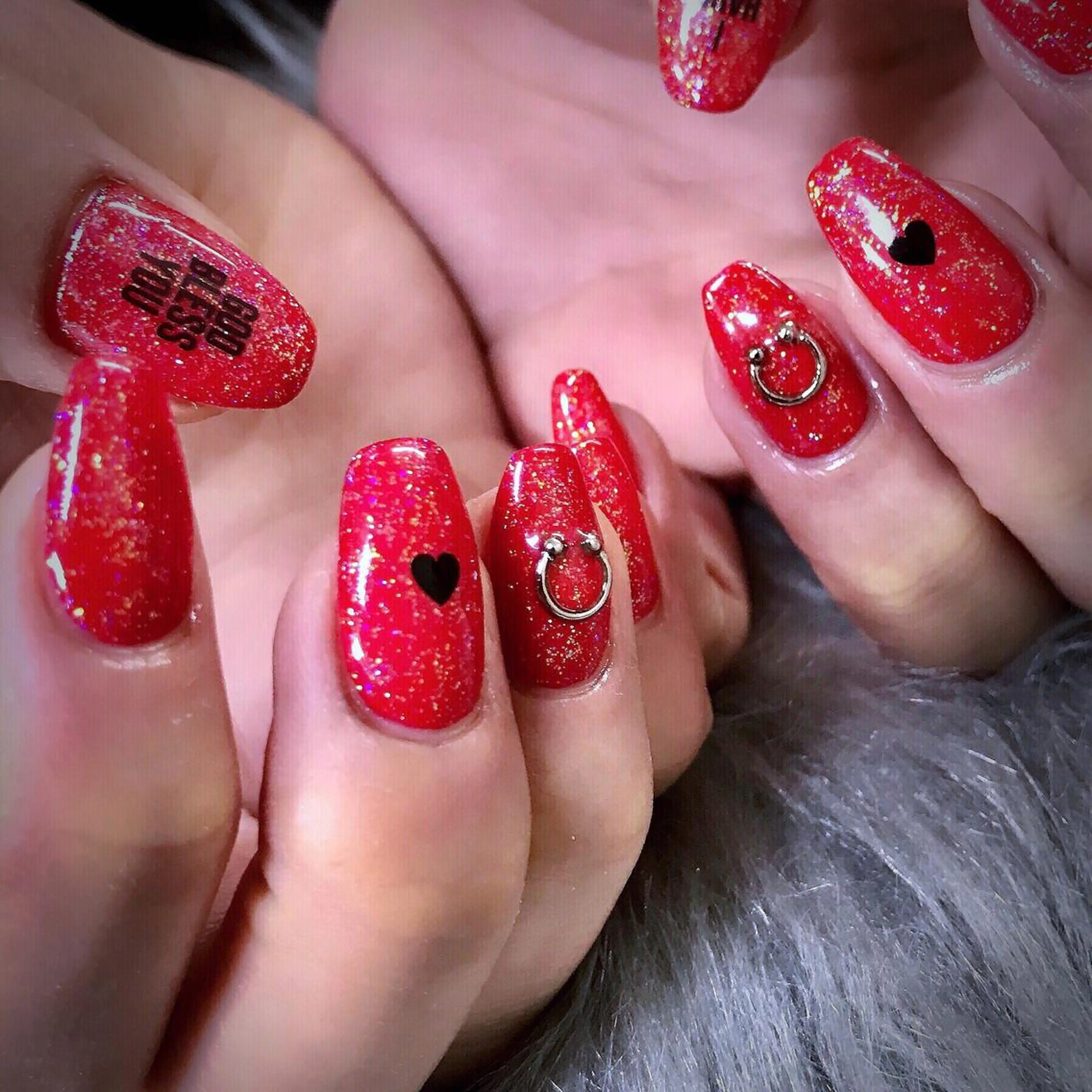 ネイル NOIROUGE所属・NOI ROUGEのネイルデザイン