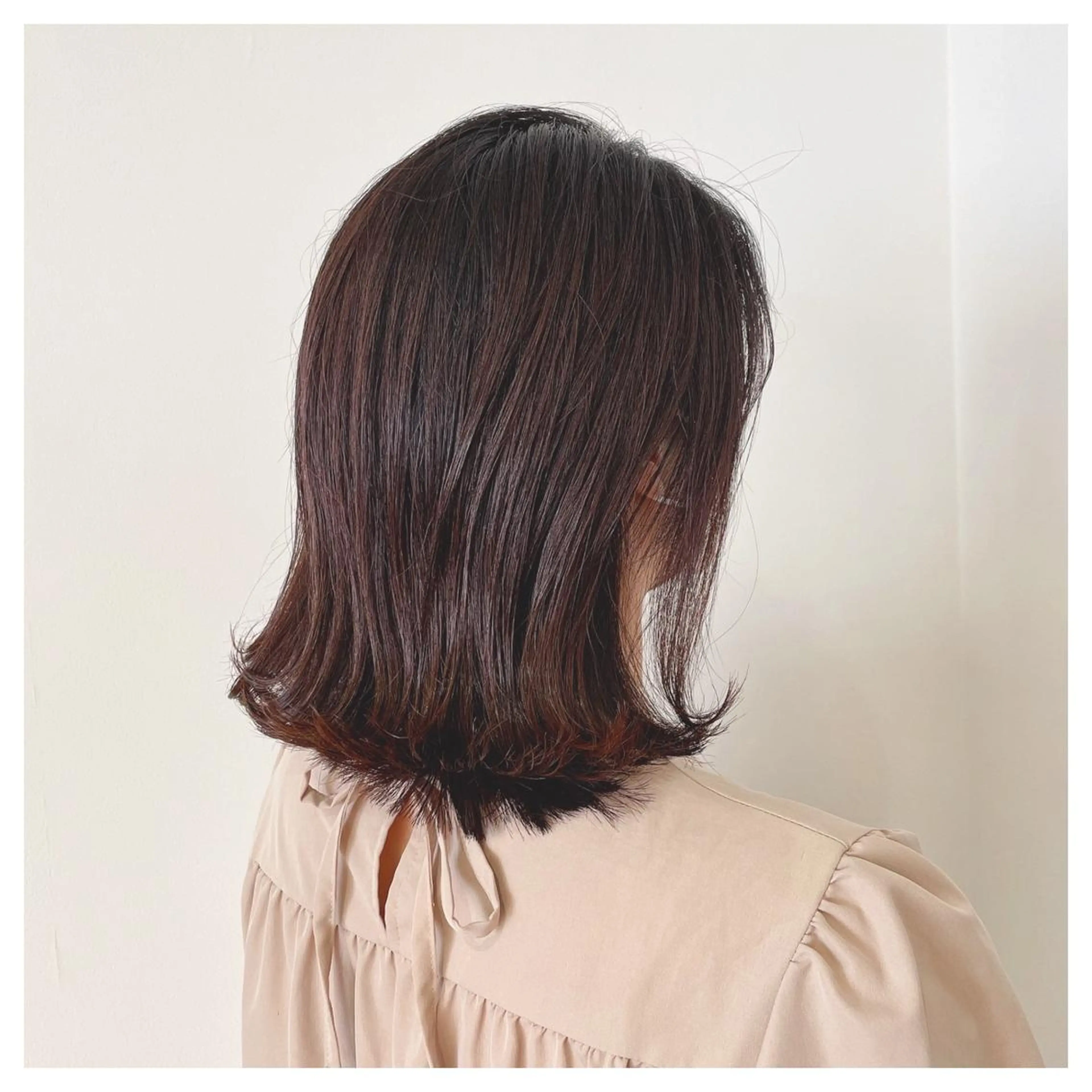 ミディアム eon 八王子所属・癖毛、多毛の方歓迎 三浦　麻衣のヘアスタイル