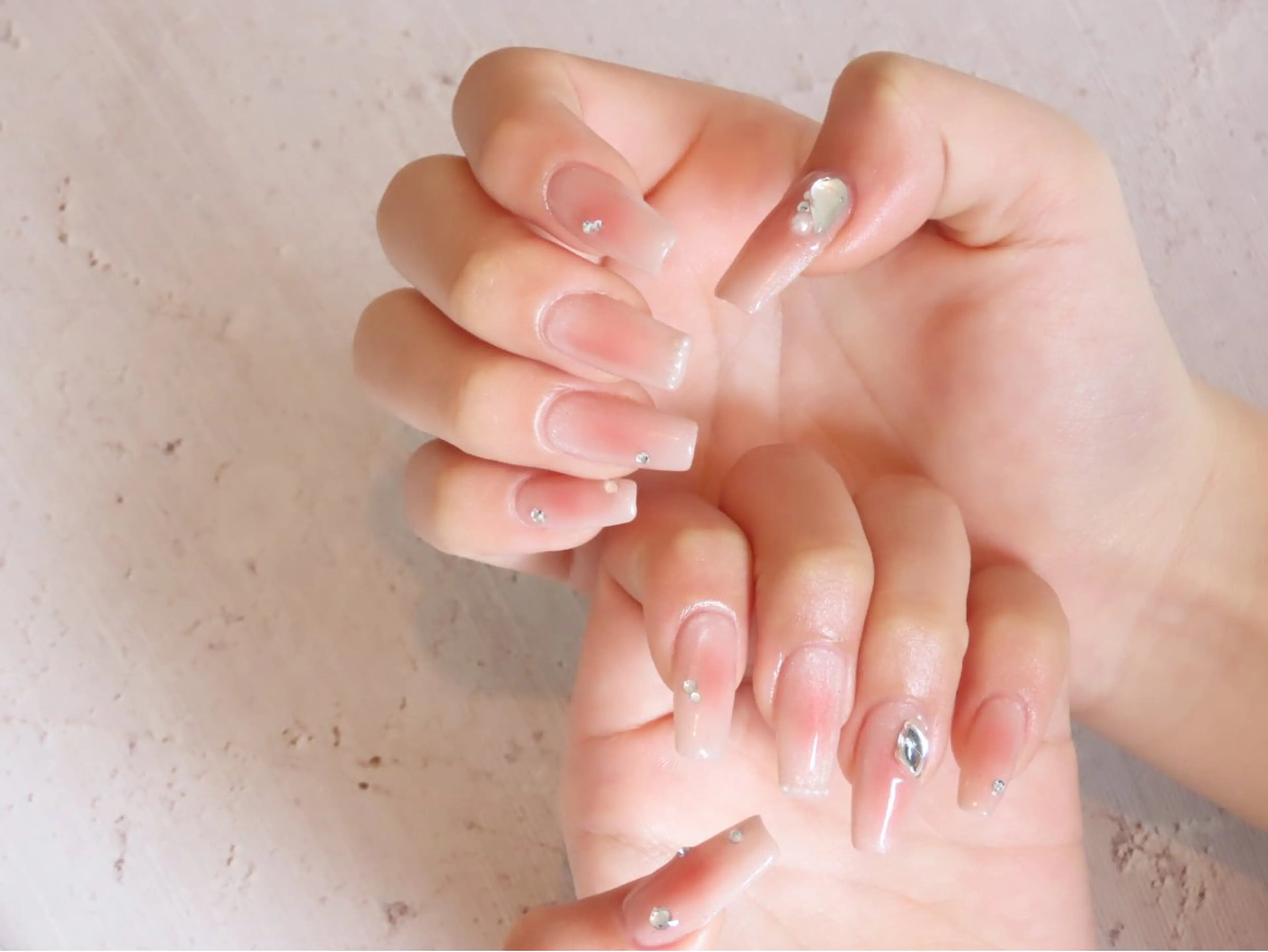 ネイル コンディショニングサロンRoots所属・コンディショニング サロンRootsのネイルデザイン