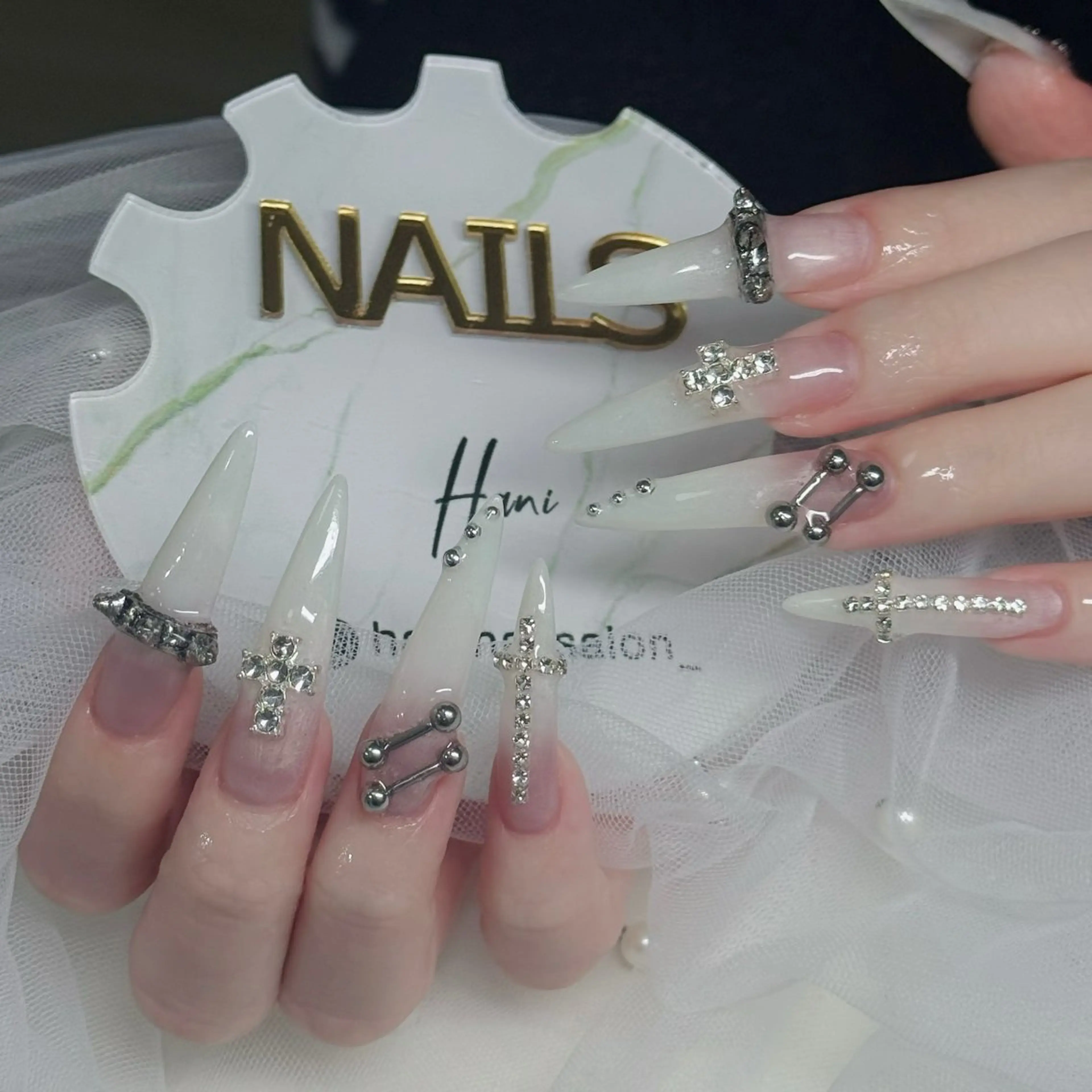 ネイル フットネイル フレンチネイル グラデーション 韓国ネイル ロングネイル ハンドネイル Hani Nail Salonのネイルデザイン