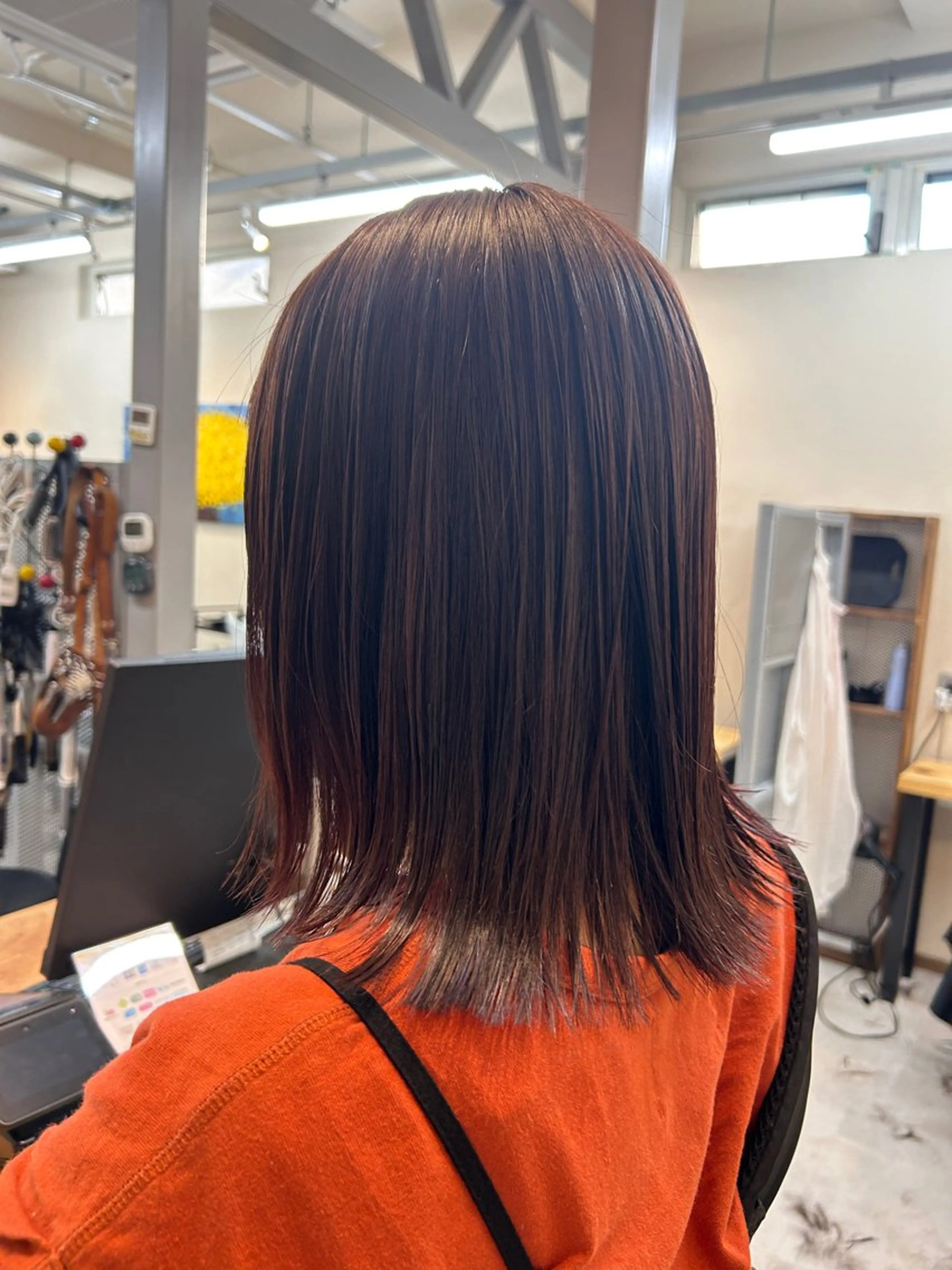 セミロング カット ヘアカラー トリートメント 井上 萌のヘアスタイル