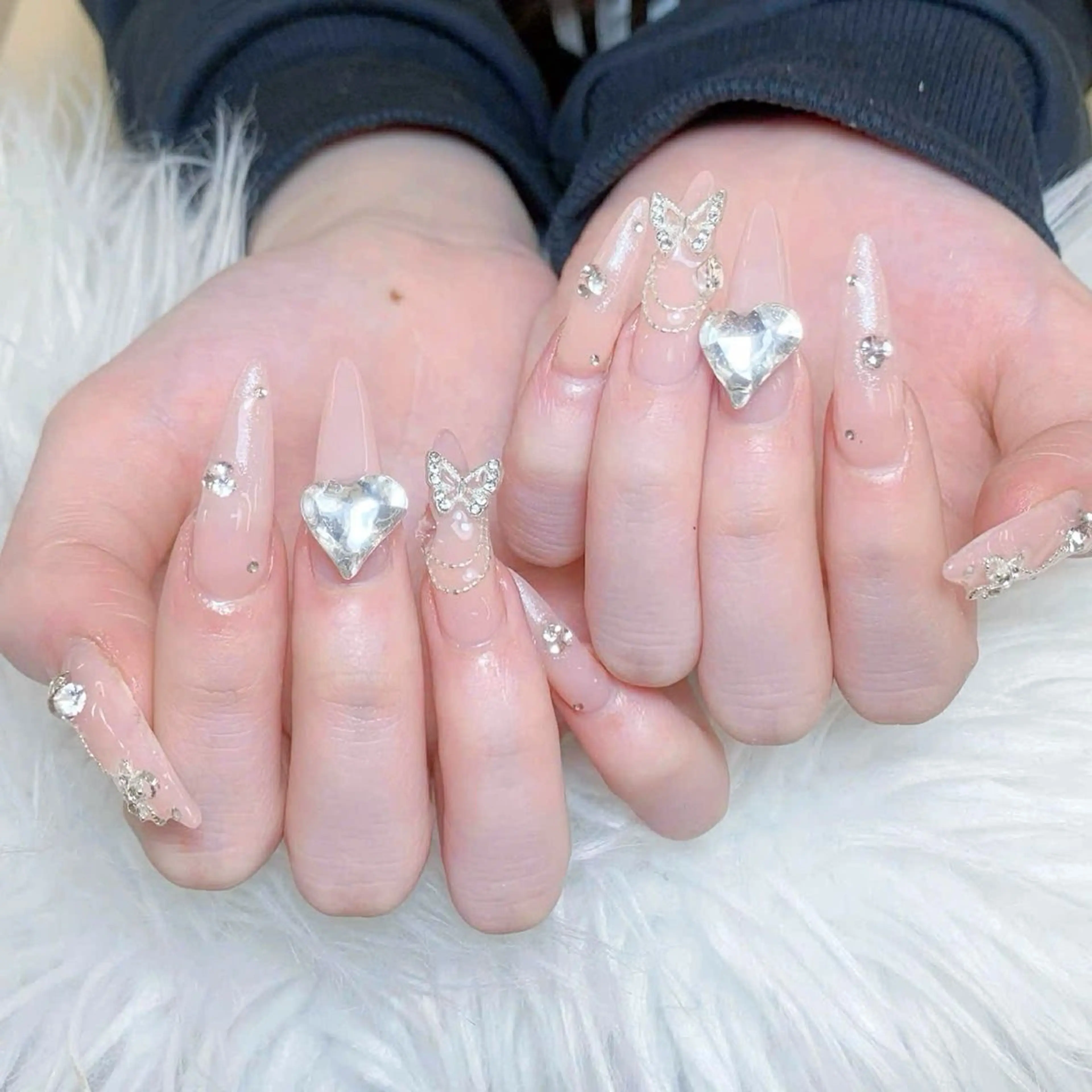 ネイル ハンドネイル ゴテゴテ ネイルのネイルデザイン