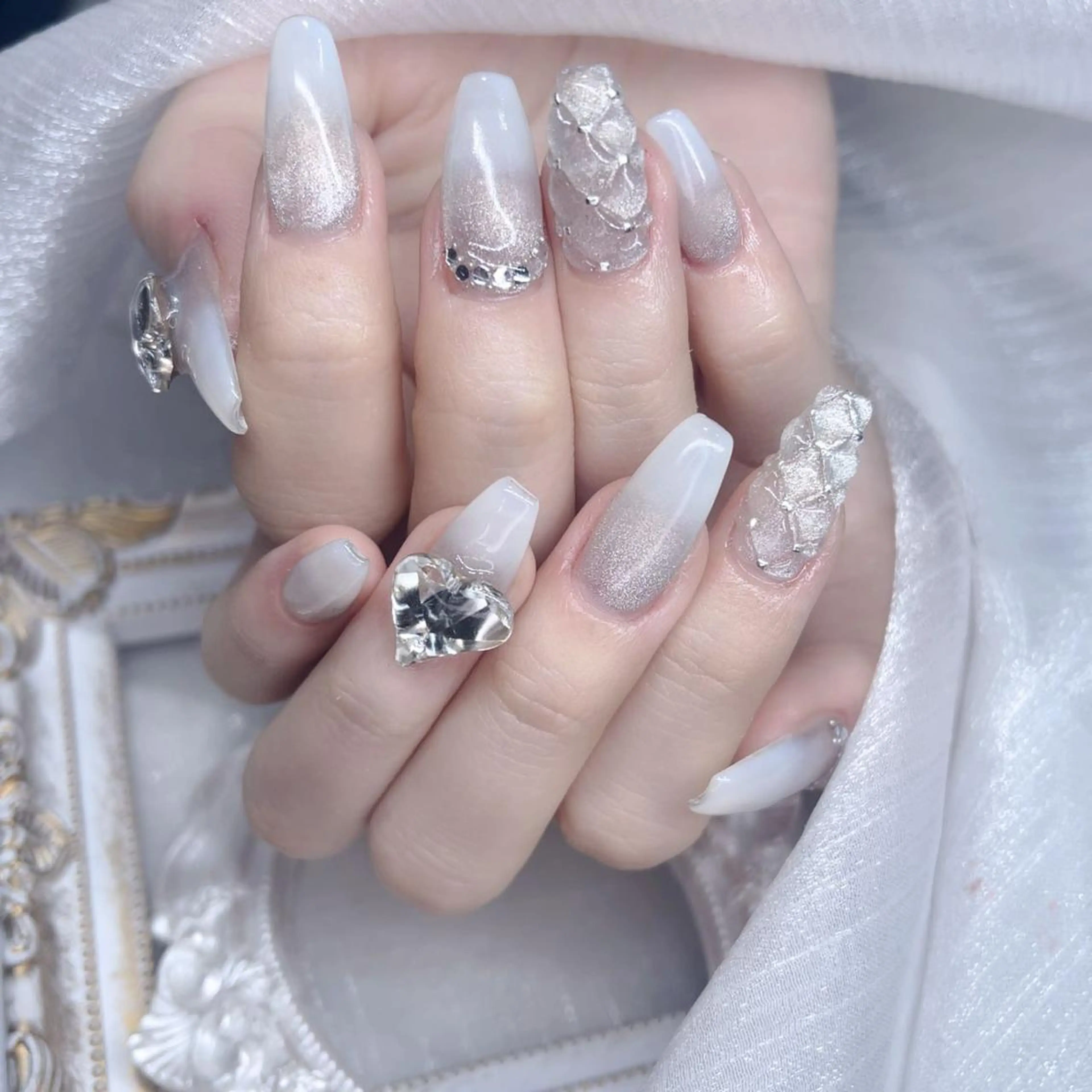 ネイル Queens みなみのネイルデザイン