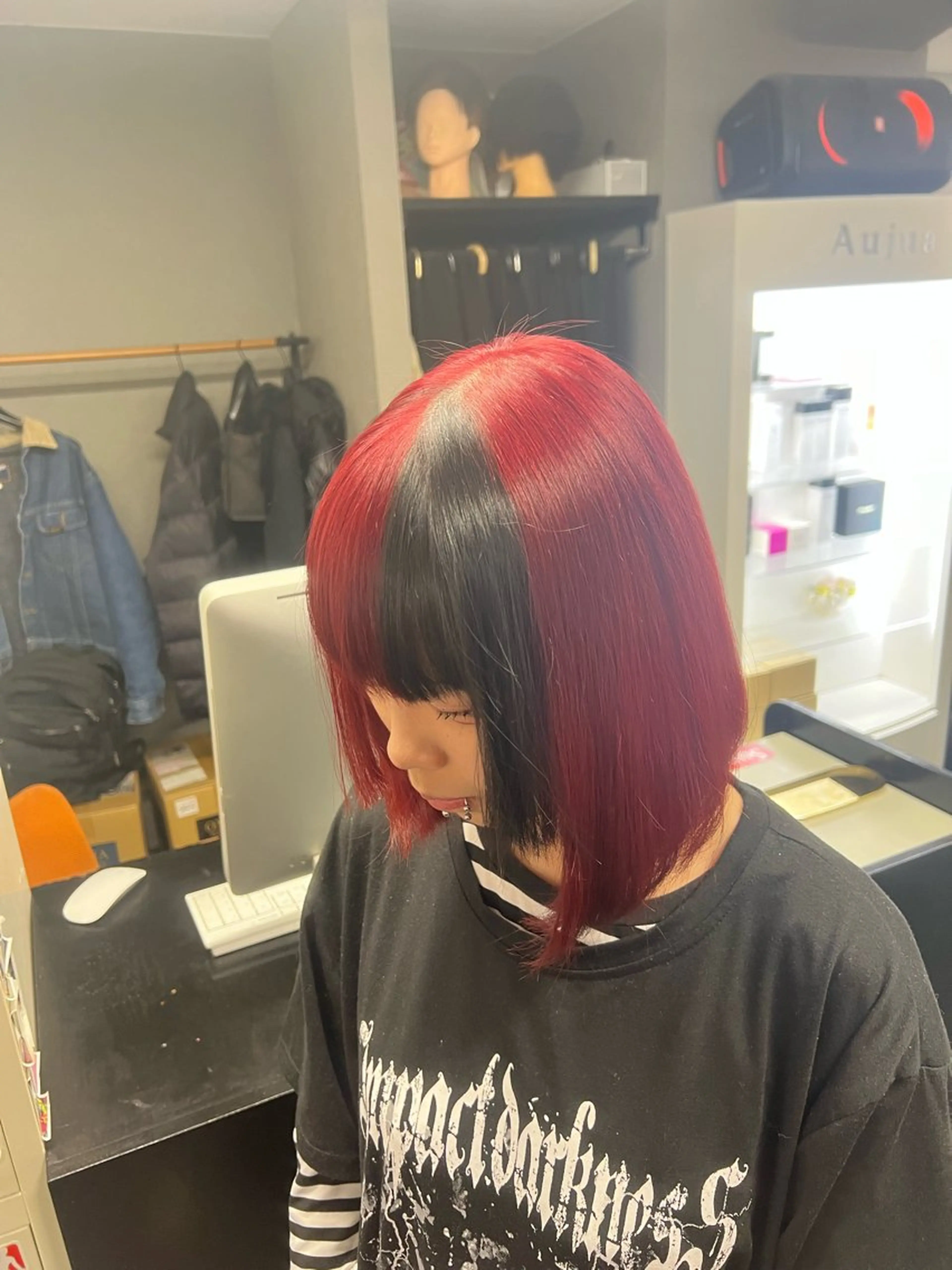 ミディアム ヘアカラー ハイトーンカラー 坂本 翼のヘアスタイル