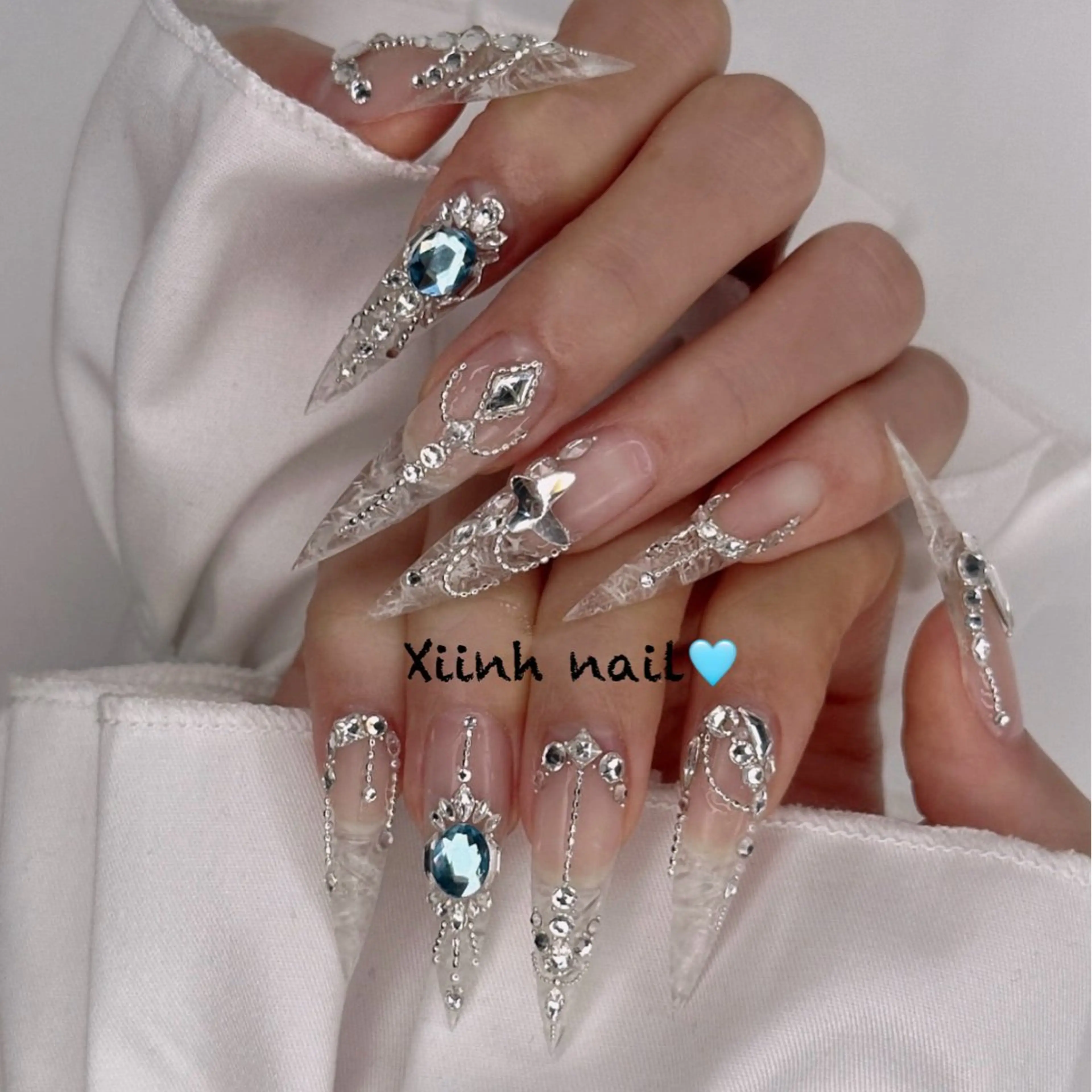 ネイル チークネイル 桜ネイル フットネイル ジェルネイル ハロウィン XIINH NAIL SALONのネイルデザイン