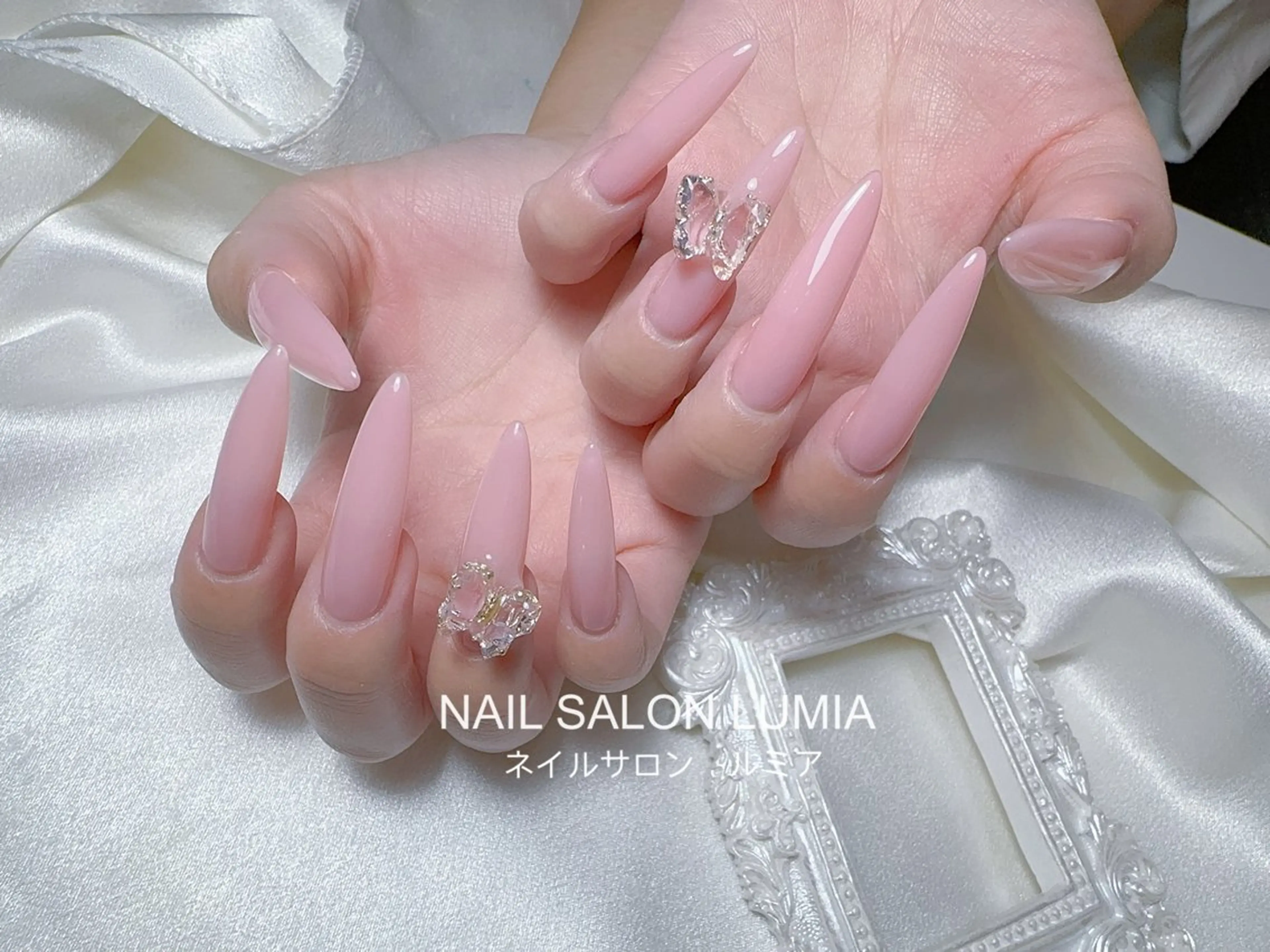 ネイル ハンドネイル ネイルサロン ルミア Lumia 店長のネイルデザイン