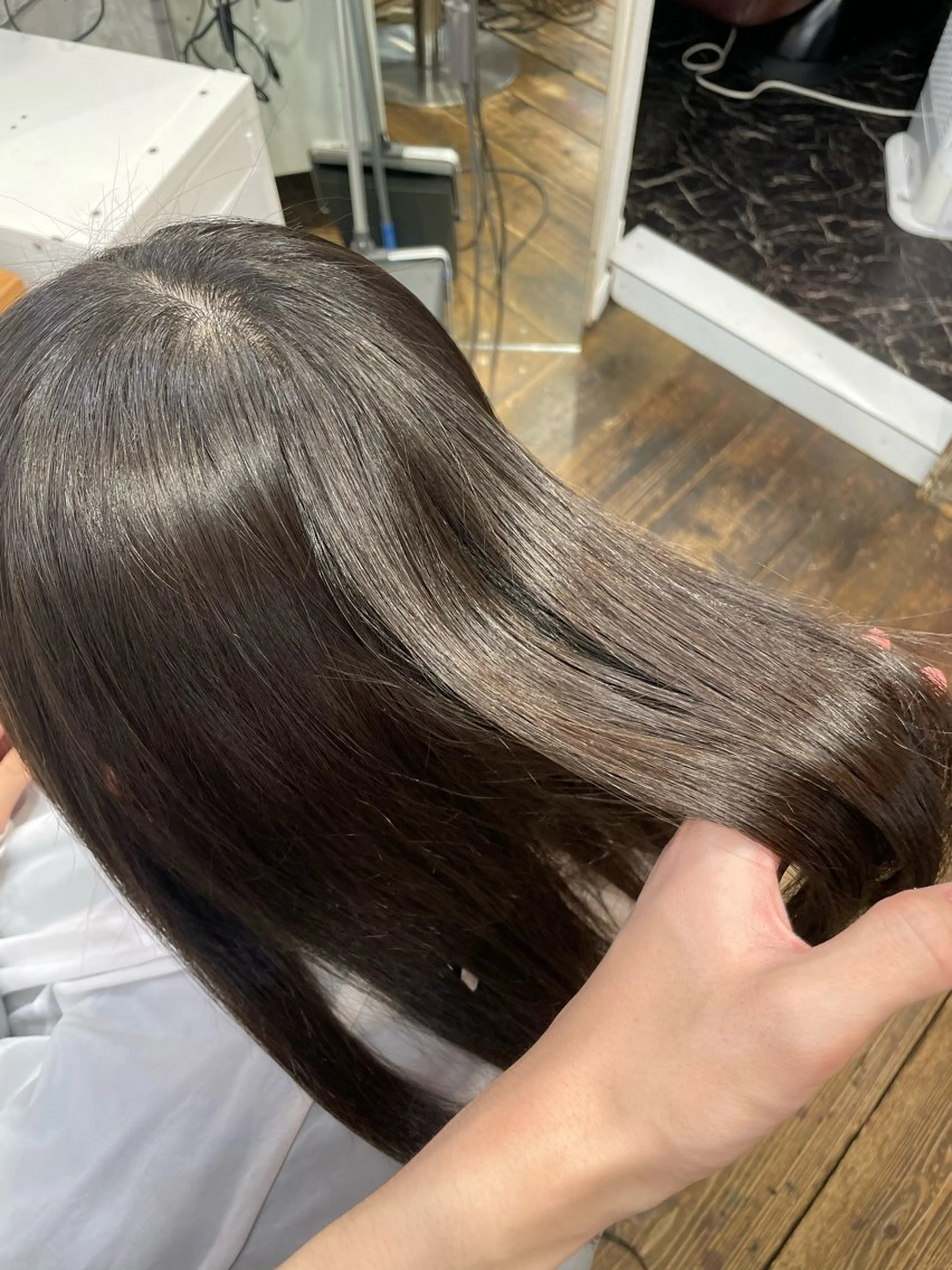 ミディアム 縮毛矯正 縮毛矯正 高橋 ユウタのヘアスタイル