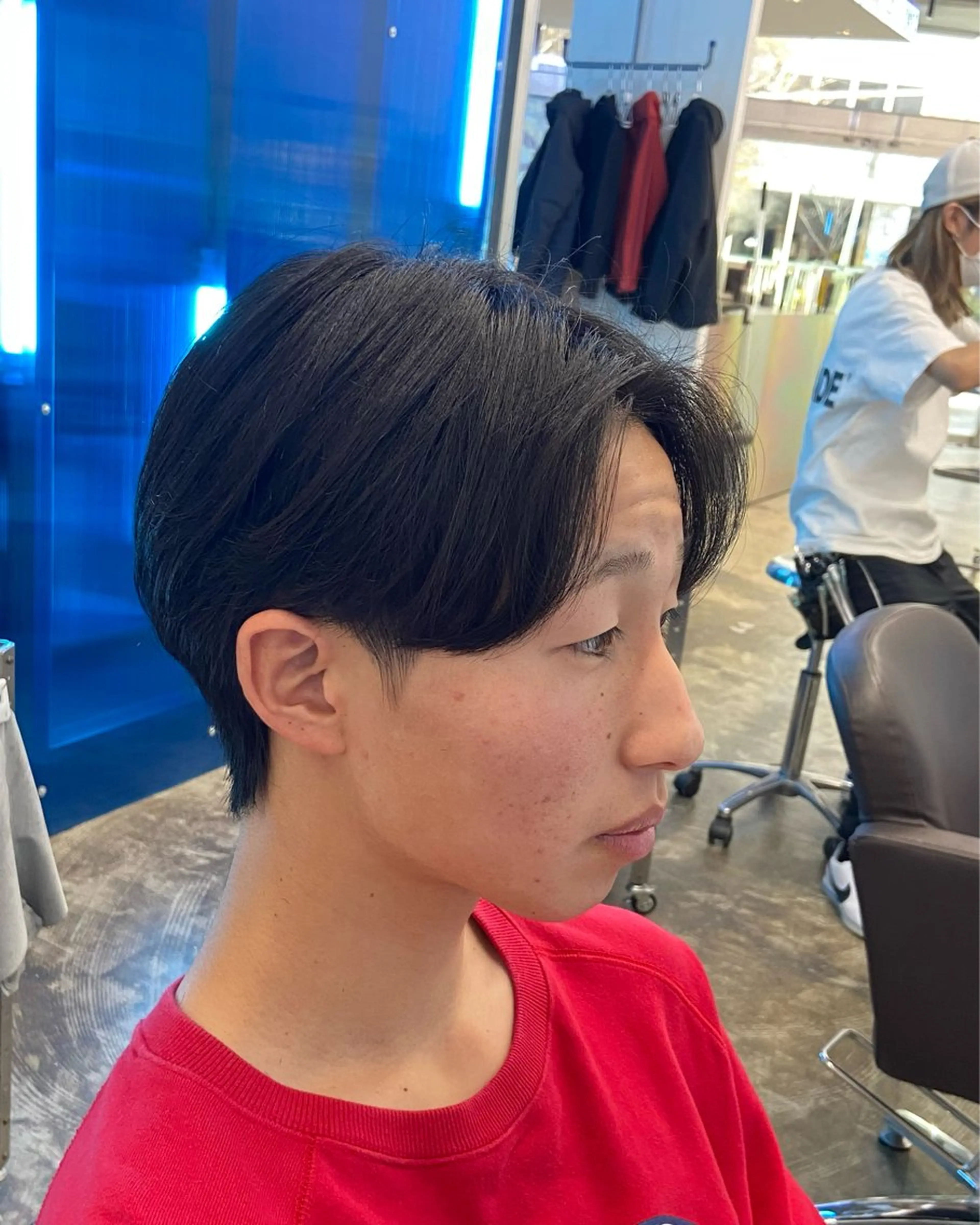 ショート パーマ メンズ センターパート メンズパーマ ニュアンスパーマ カット パーマ THE DAY TOKYO men's cut 表参道/青山所属・メンズセンターパート 外人風ヘア/KOTAのヘアスタイル