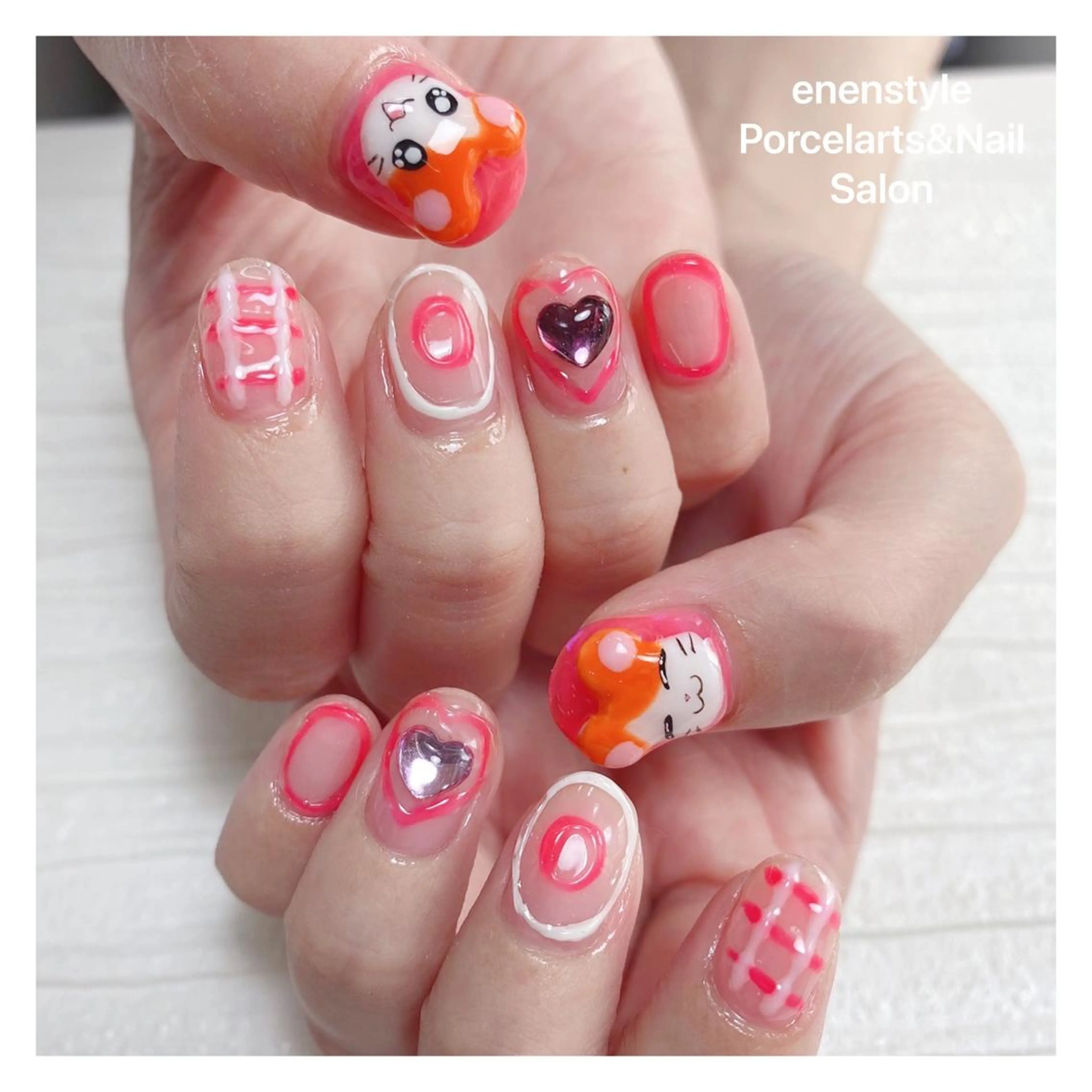 ショート ネイル 👑enen style👑のネイルデザイン