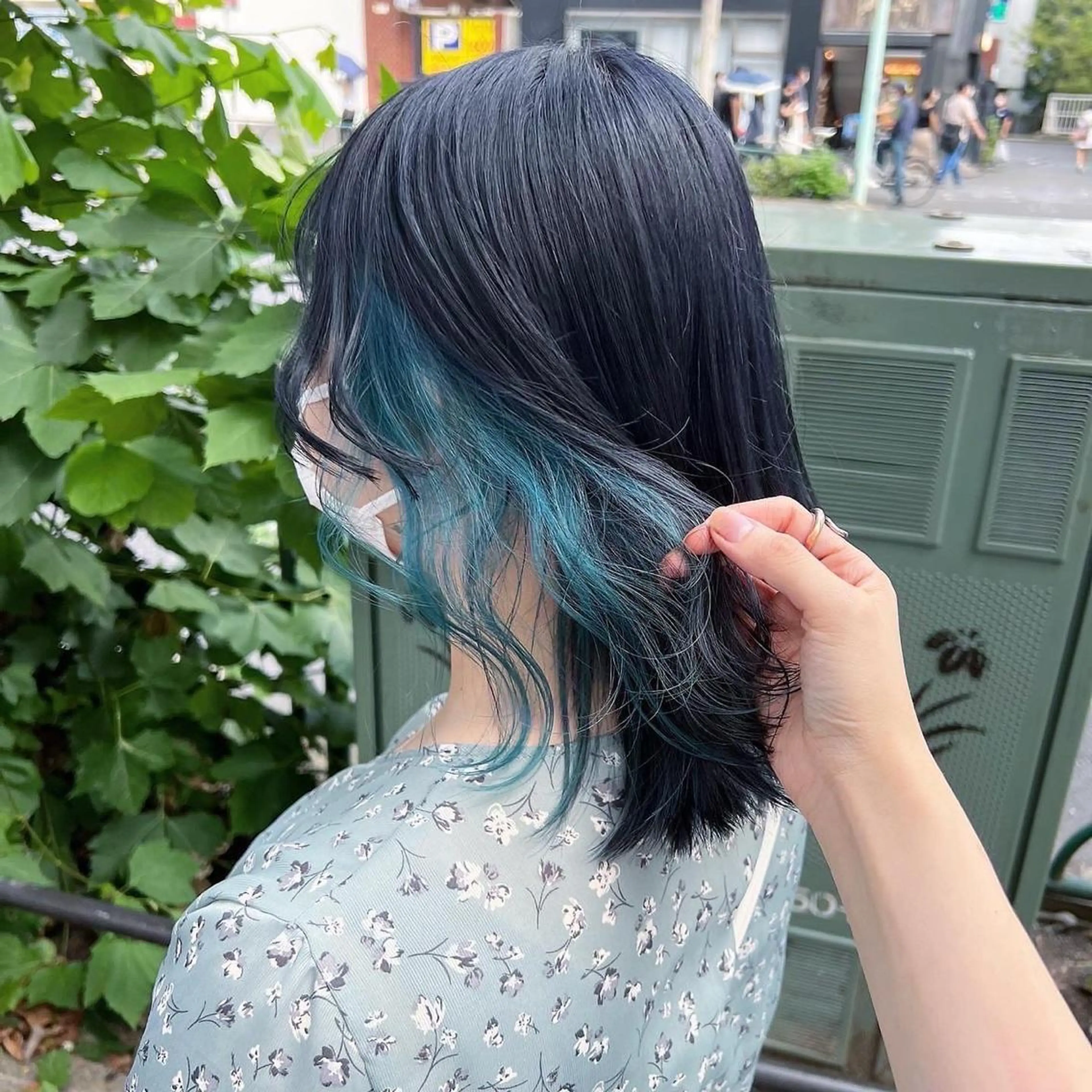 セミロング カラー ワインレッド 🍒KAHOのヘアスタイル