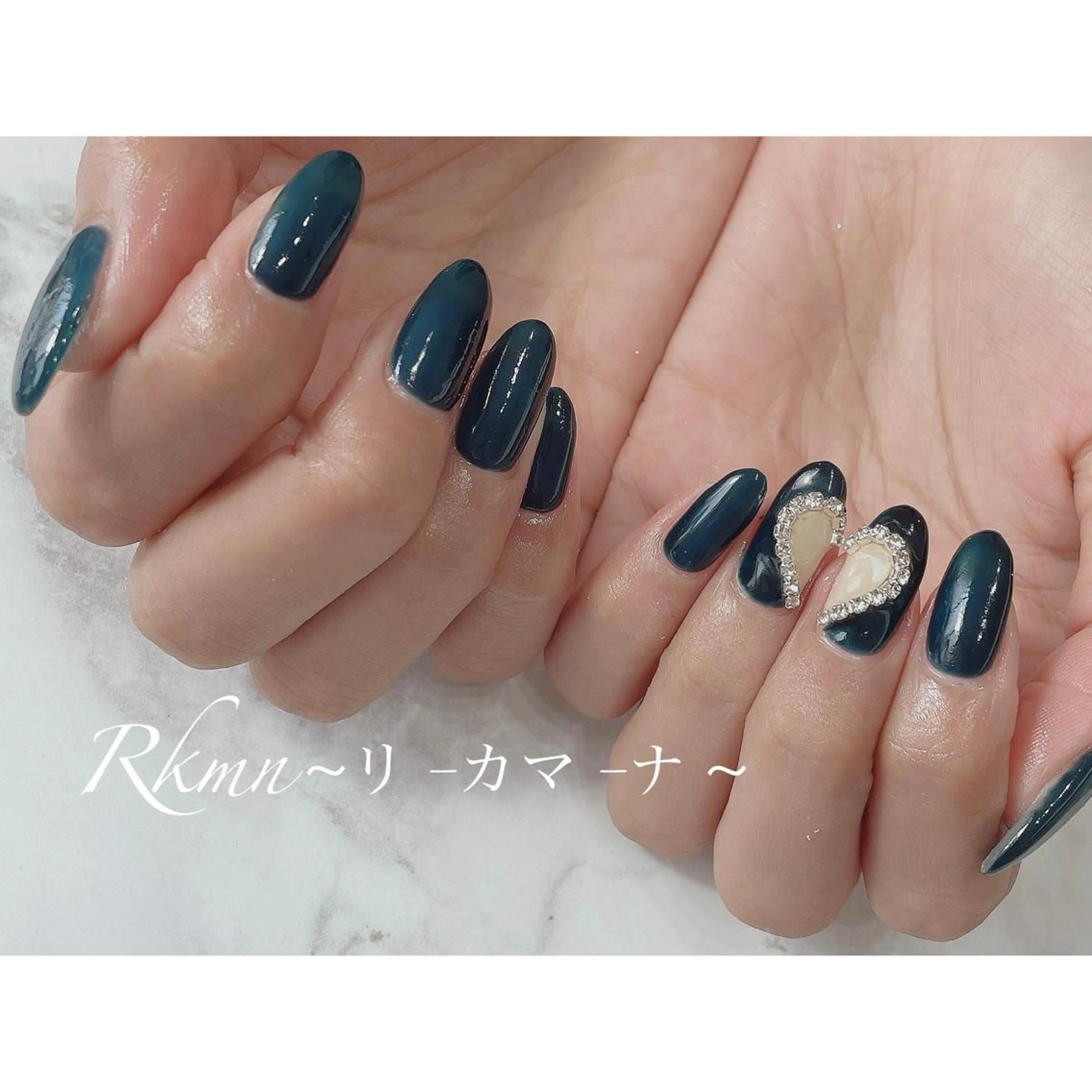 ネイル アートネイル グリーン ハート ネイビー シンプルネイル ハンドネイル フットネイル ハンドケア Rkmn ~リ-カマ-ナ~のネイルデザイン