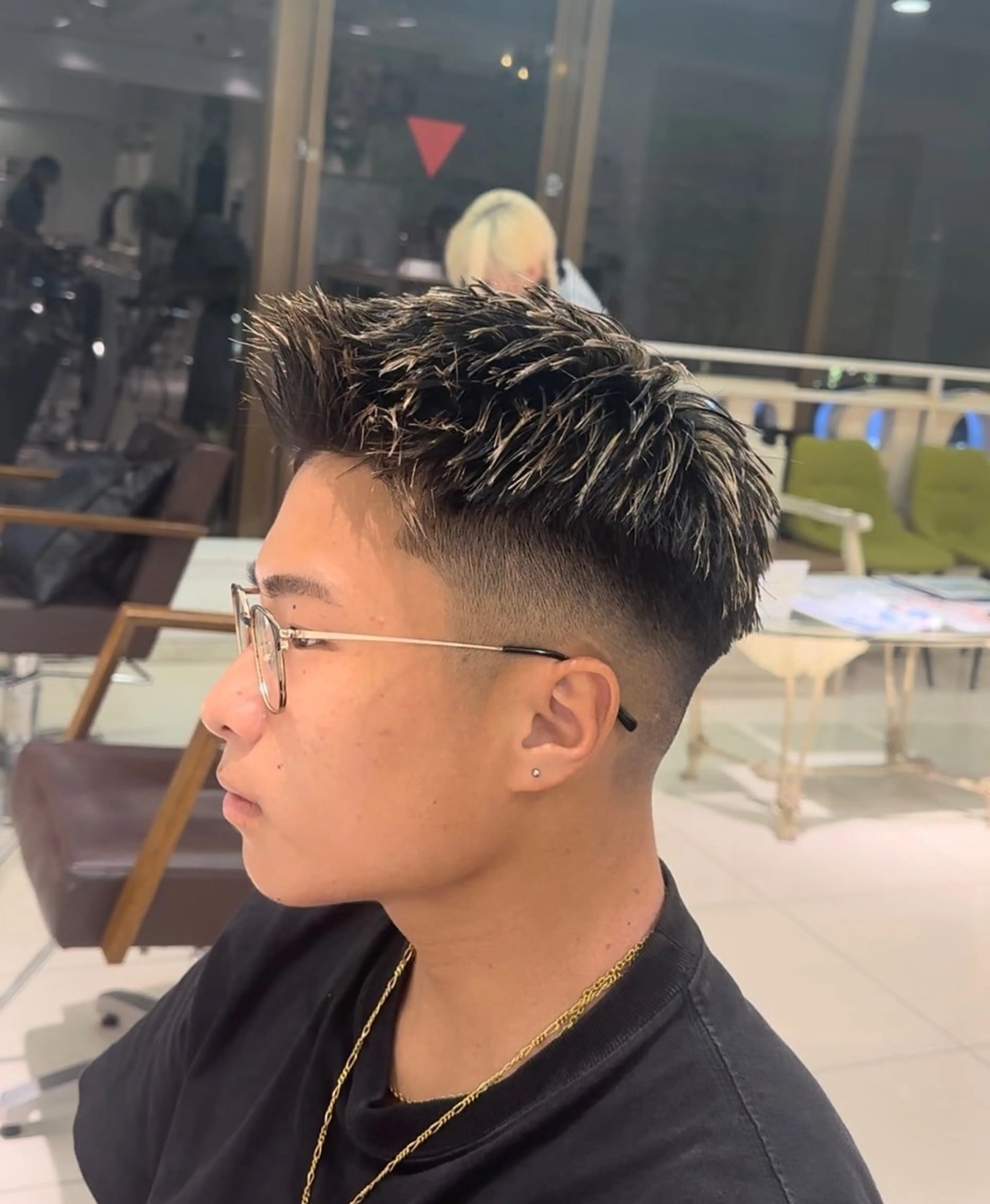 メンズ SALOWIN渋谷caldo店B1所属・岐津公太 メンズ縮毛矯正のプロのヘアスタイル