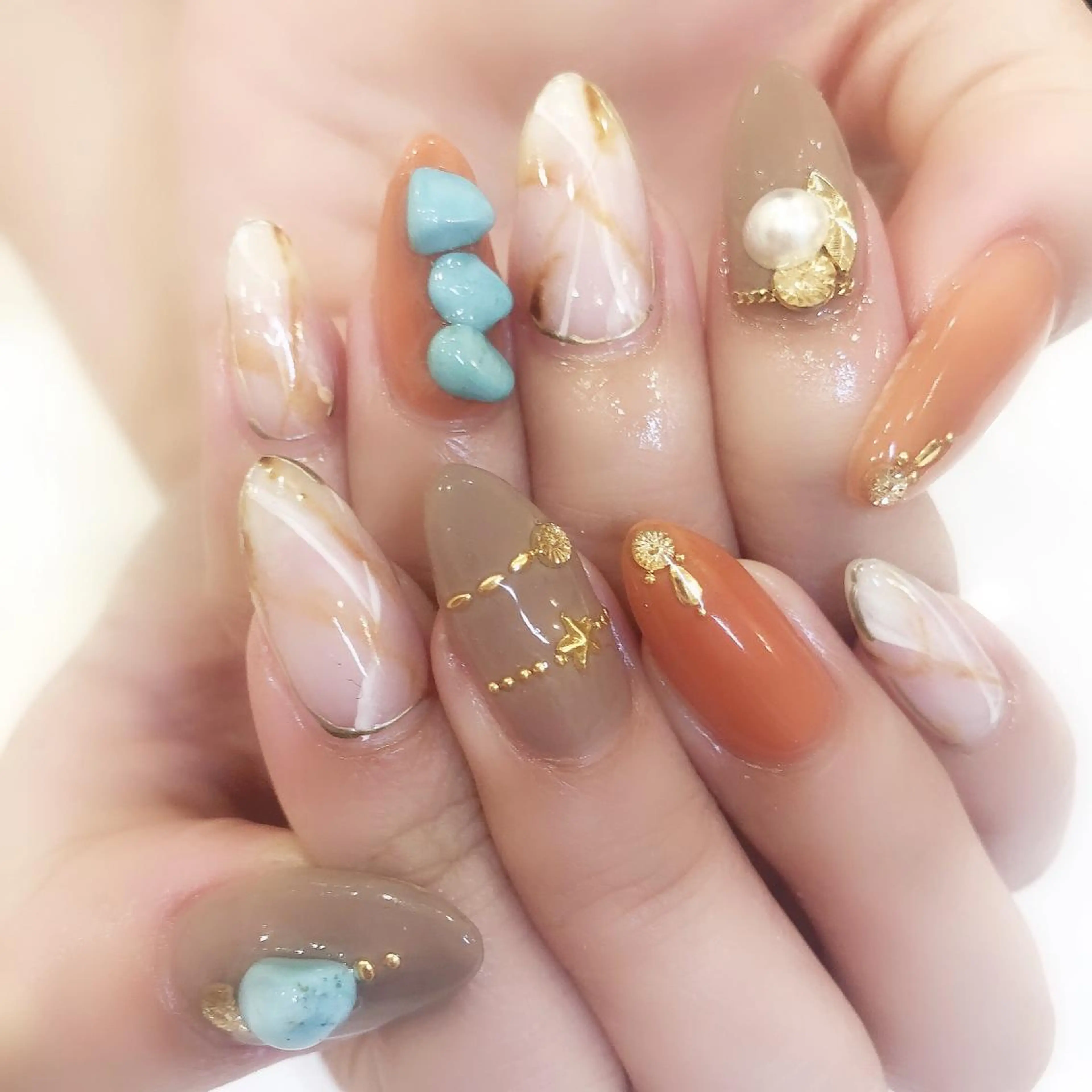 ネイル nailstudio ′ecole所属・nailstudio ′ecoleのネイルデザイン