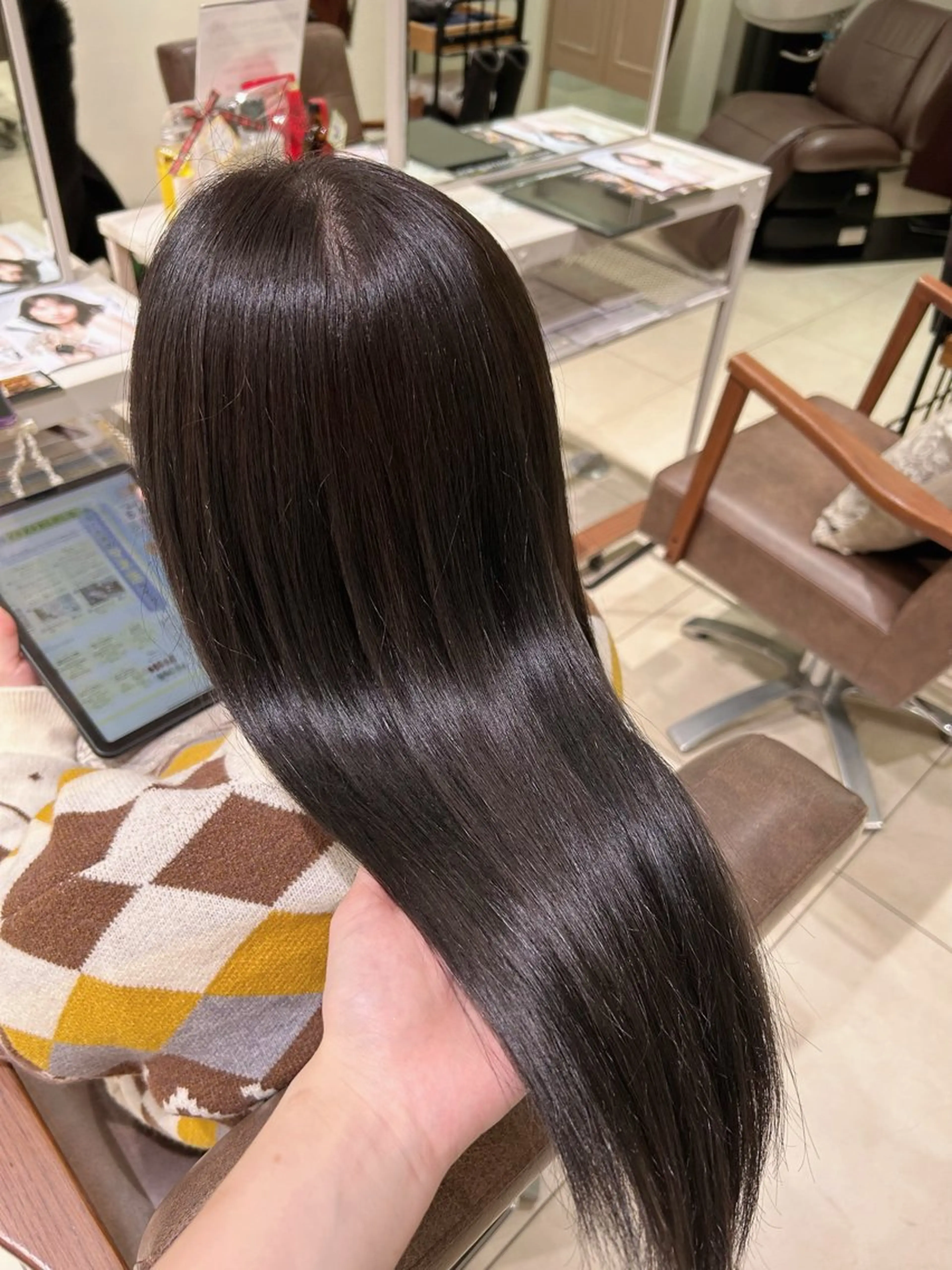 カラー 髪質改善 momo🍑/顔周り カット/透明感カラーのヘアスタイル