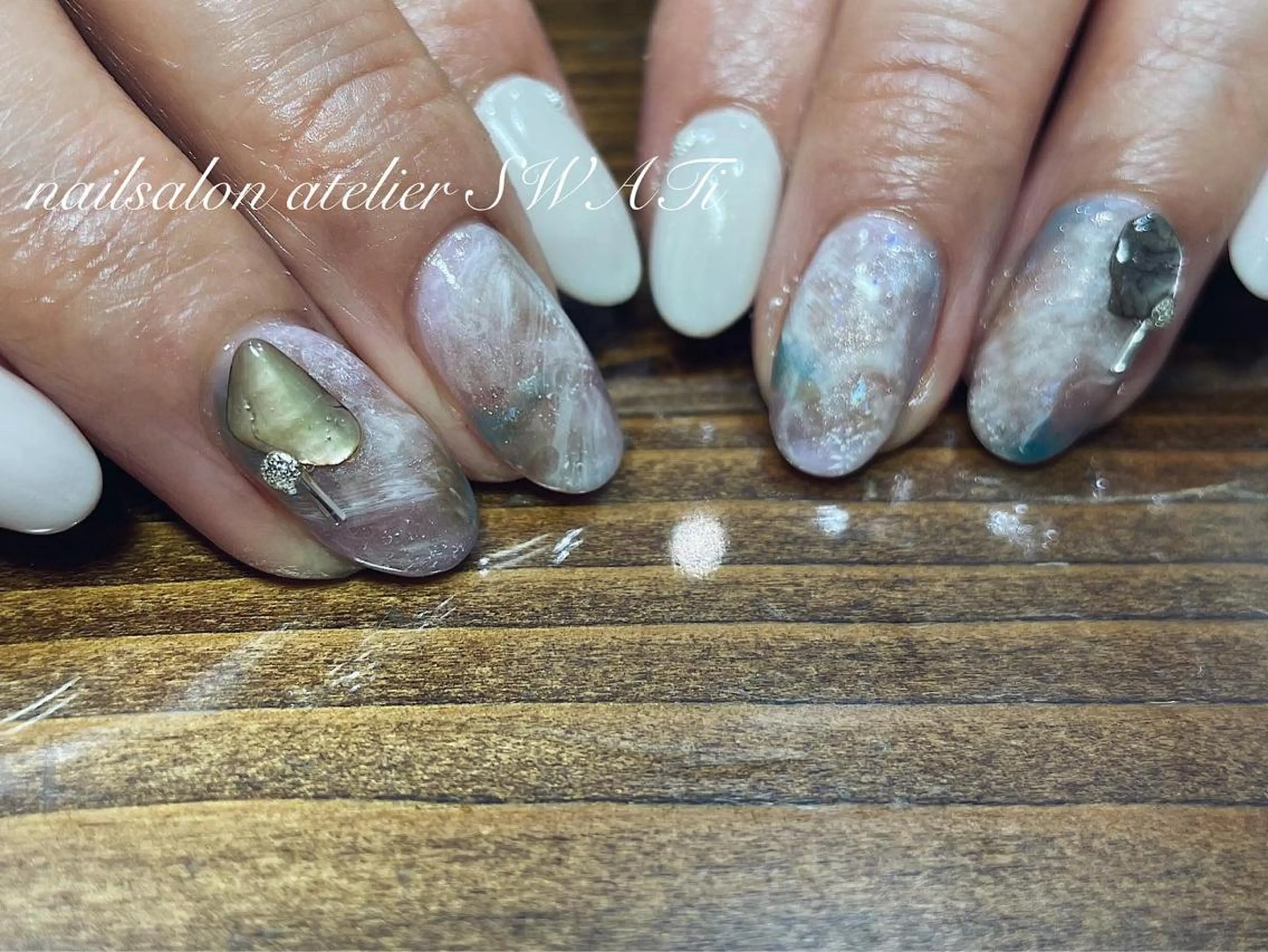 ネイル ヘアーサロン大野所属・nailsalon SWATiのネイルデザイン
