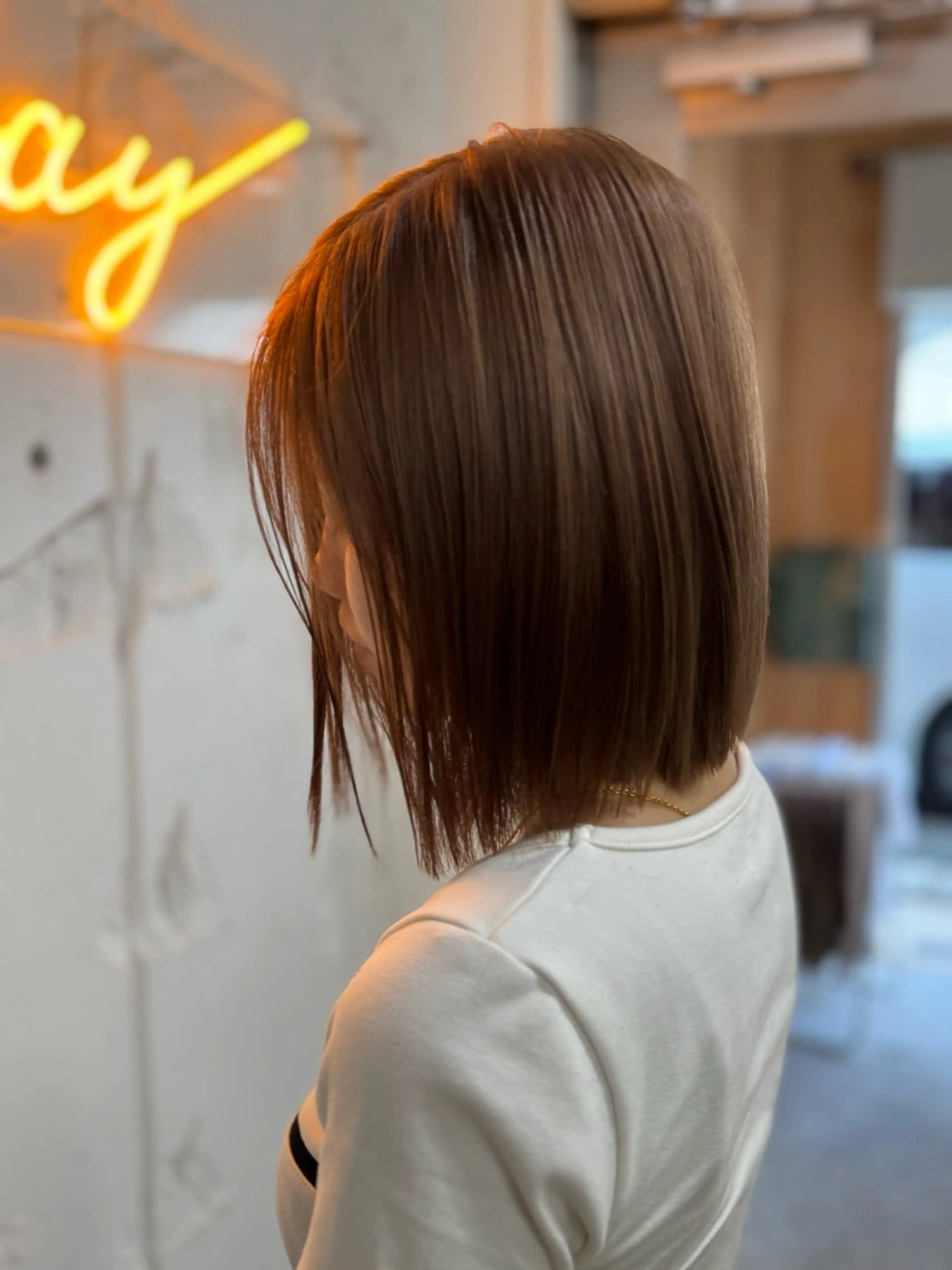 ショート カラー ベージュカラー ブリーチ 透明感カラー ブリーチなしカラー カット ヘアカラー BAYhair salon所属・BAY ソウタのヘアスタイル