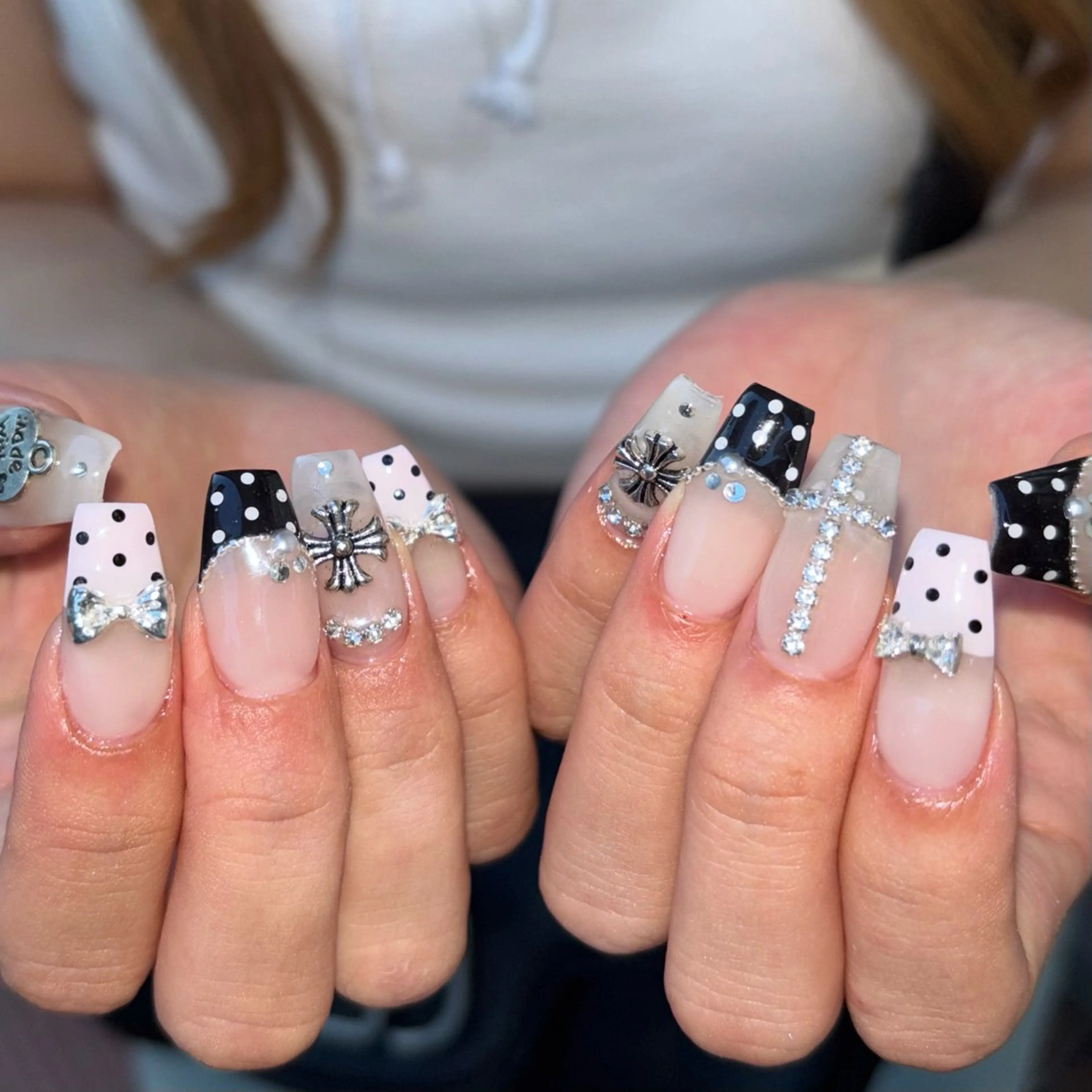 ネイル schon所属・Schon Yuinaのネイルデザイン