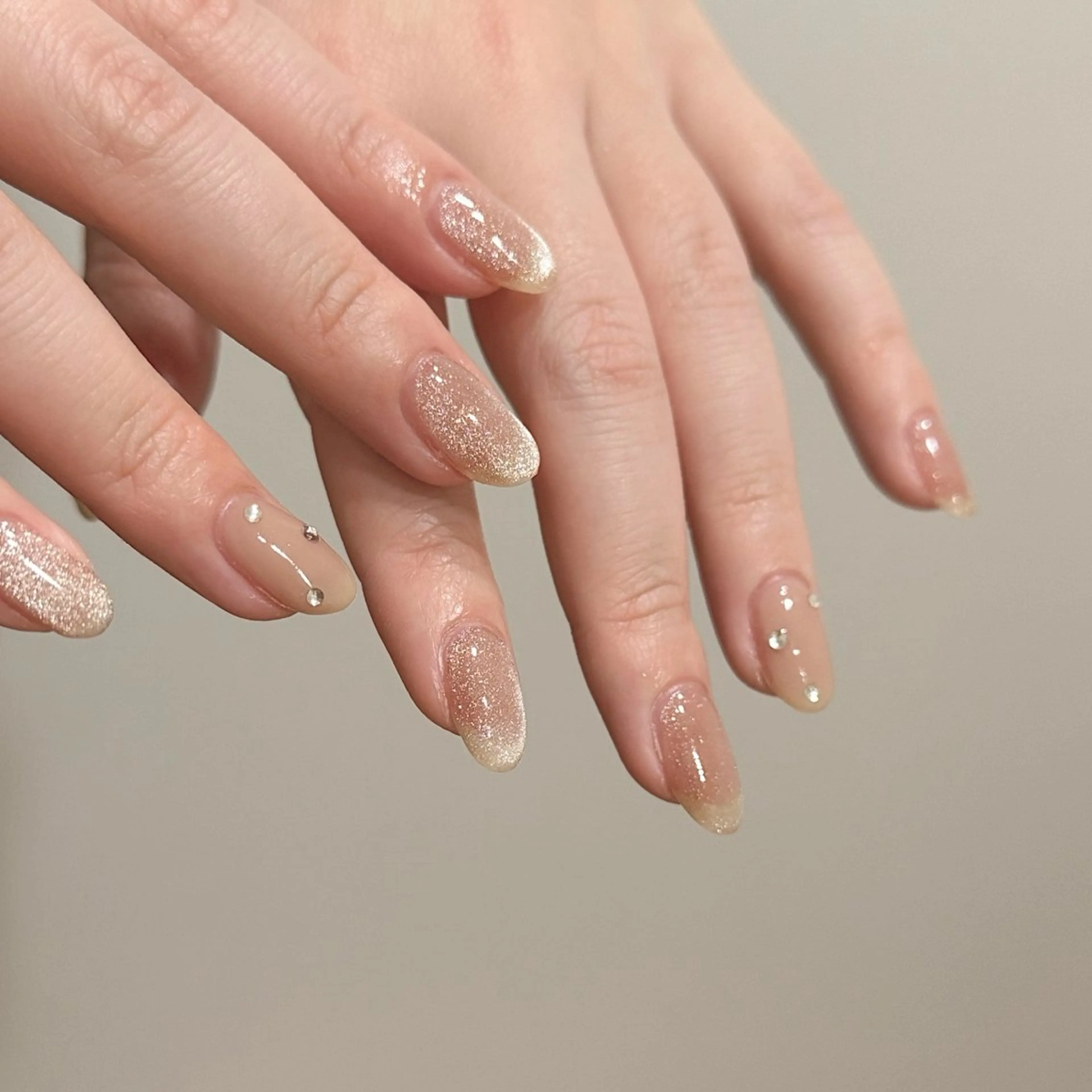 ネイル ジェルネイル ニュアンスネイル パラジェル Kotoha （ことは）のネイルデザイン