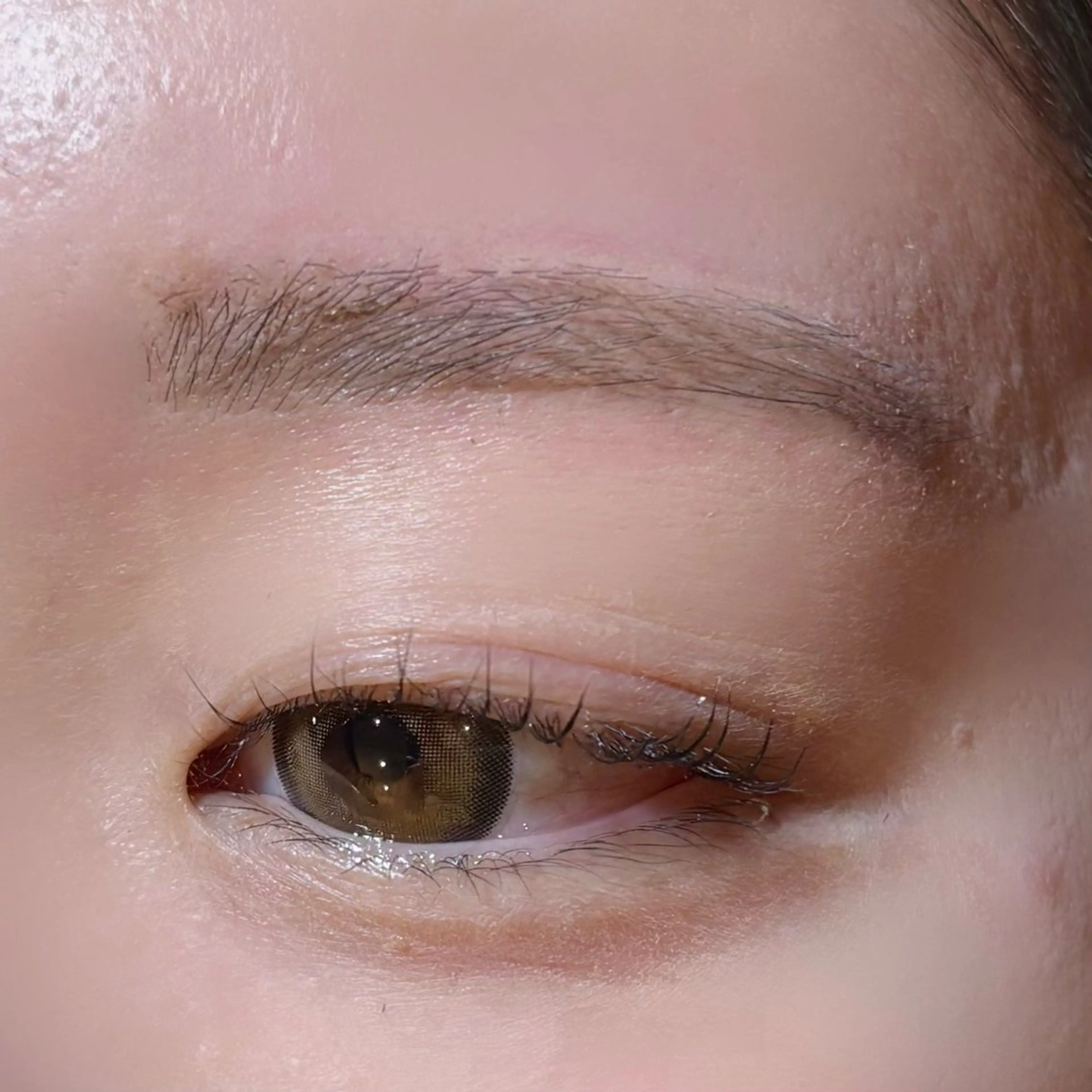 アイブロウ meguru／マツパ ／マツエク／束感のマツエク・マツパデザイン