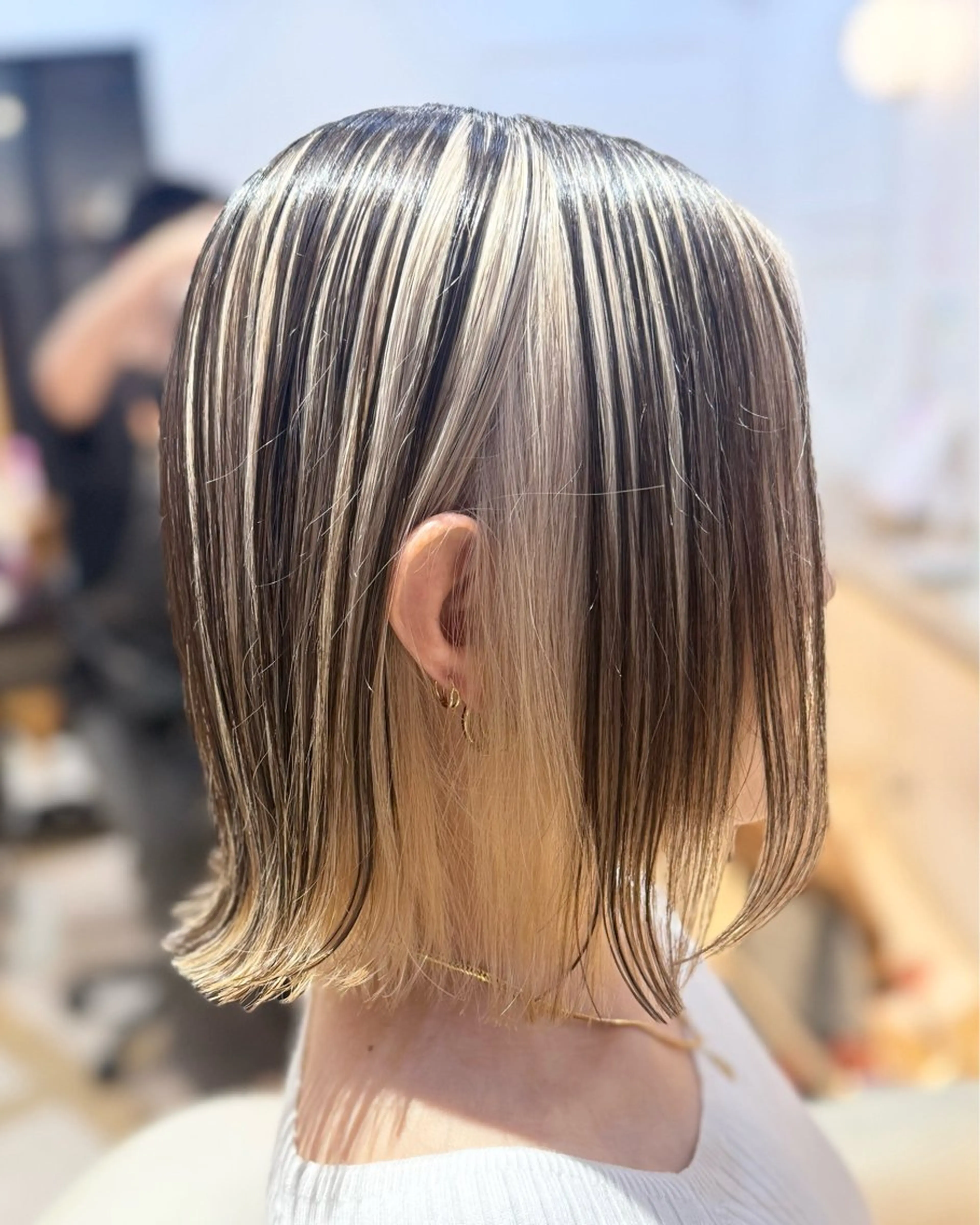 ショート 倉林隆一🐈 ダブルカラー/艶髪のヘアスタイル