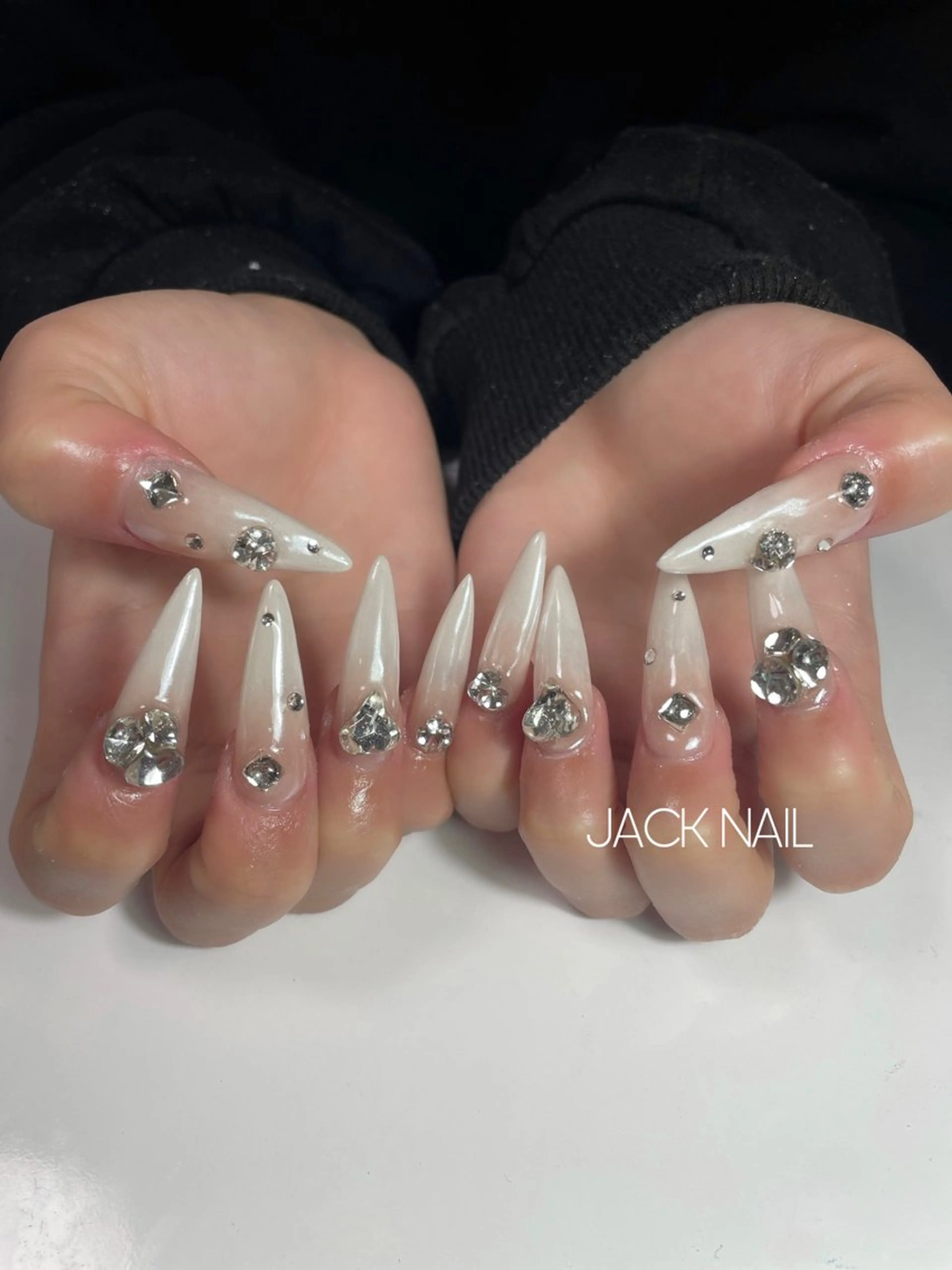 ネイル ハンドネイル JACK NAIL 💜Ayakaのネイルデザイン