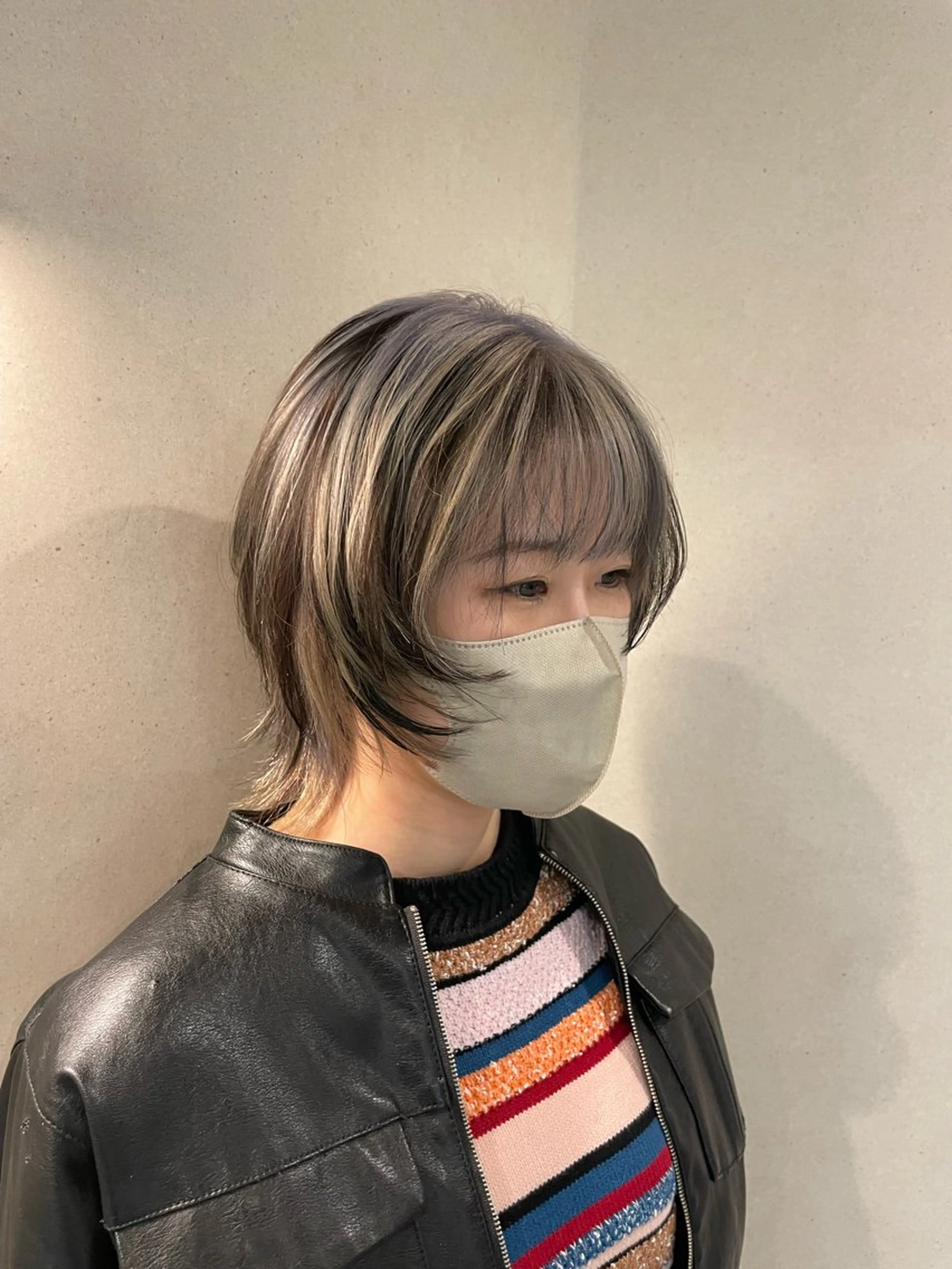 ミディアム カラー ウルフカット EARTH菊名店👾 ひらのすぐるのヘアスタイル