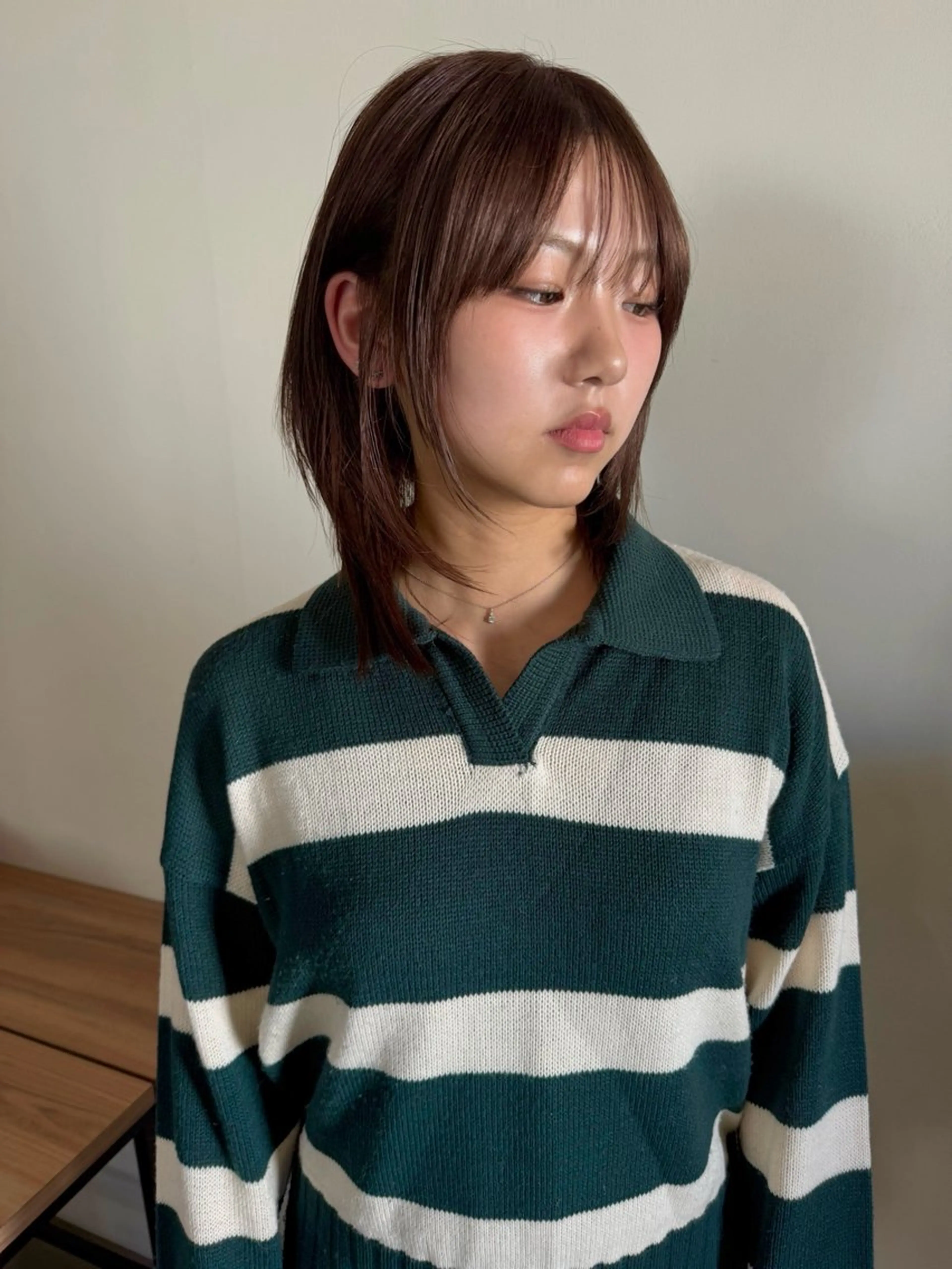 ミディアム ハッシュカット レイヤーカット カット ヘアカラー レイヤーカット\ウル フ　chinatsuのヘアスタイル