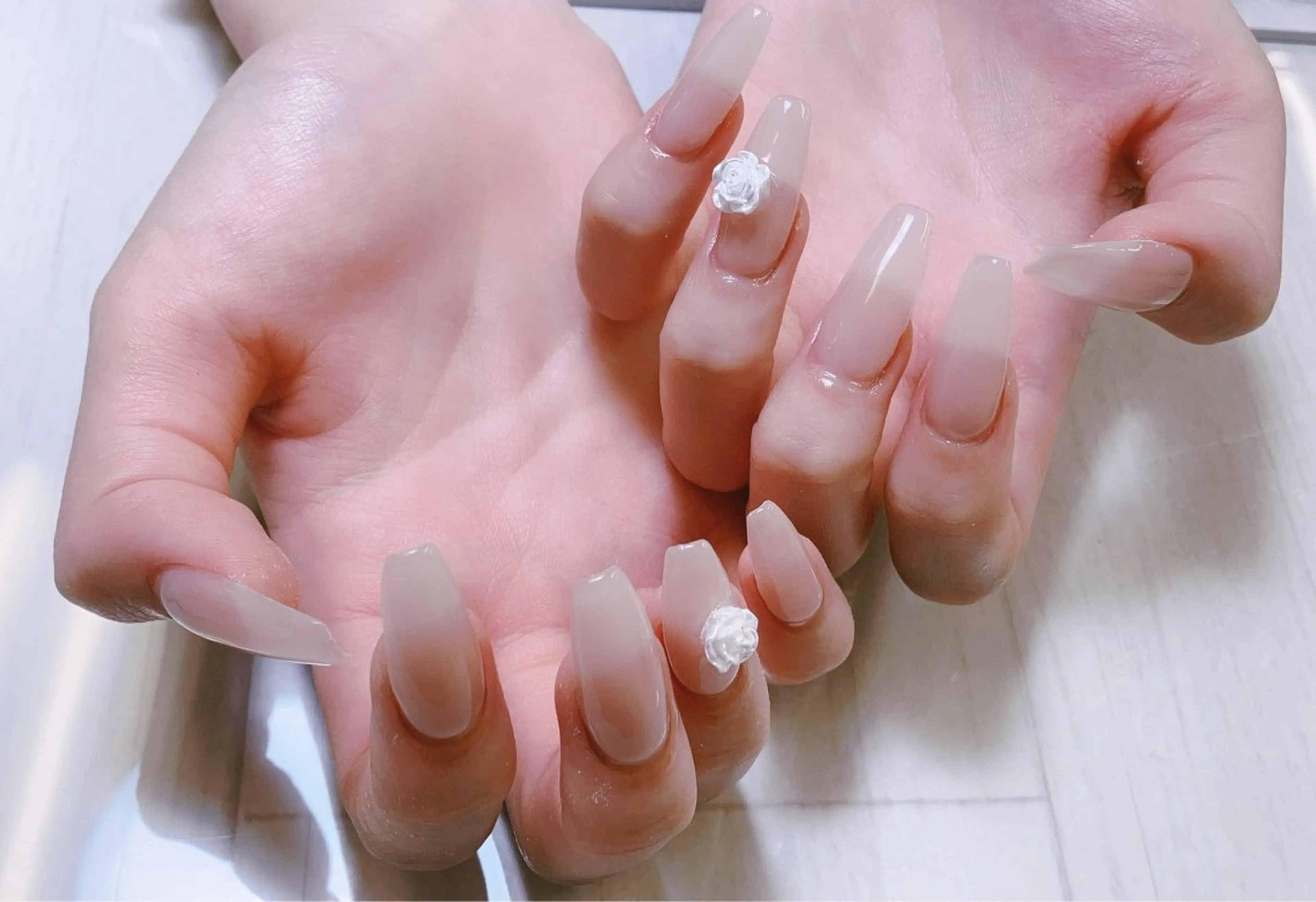 ネイル Pretty J nail salon（長さ出し専門店）所属・Pretty J （長さ出し専門店）のネイルデザイン